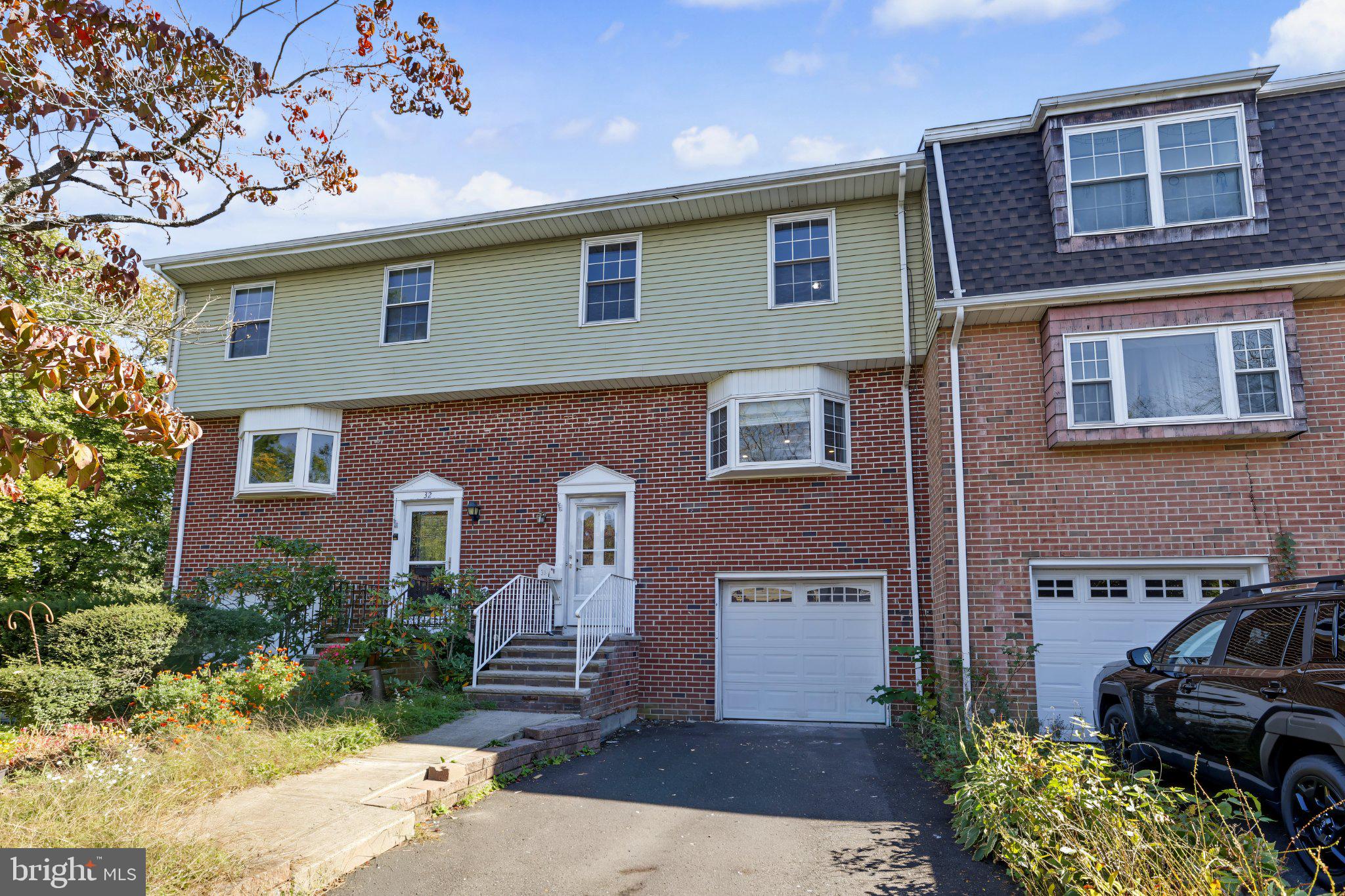 30 TRAFALGAR COURT