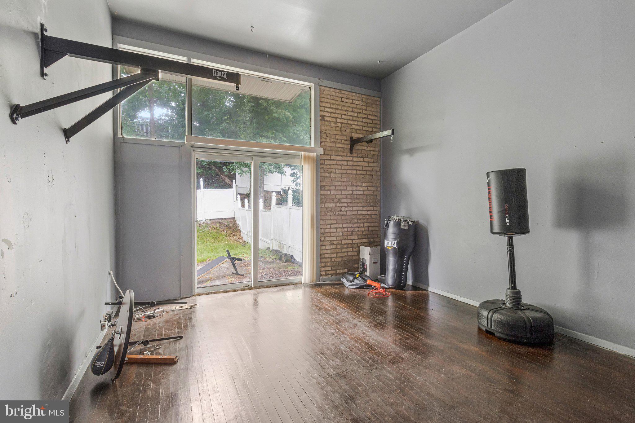 ANACOSTIA - Residential Income