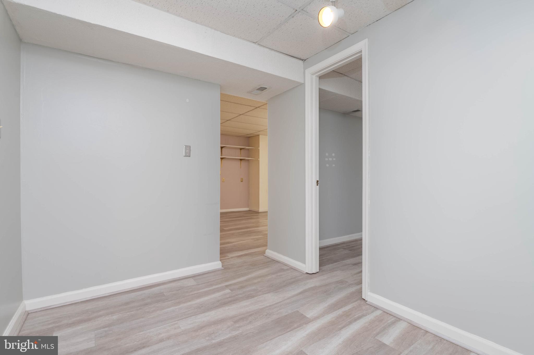 RIVERSIDE - Residential