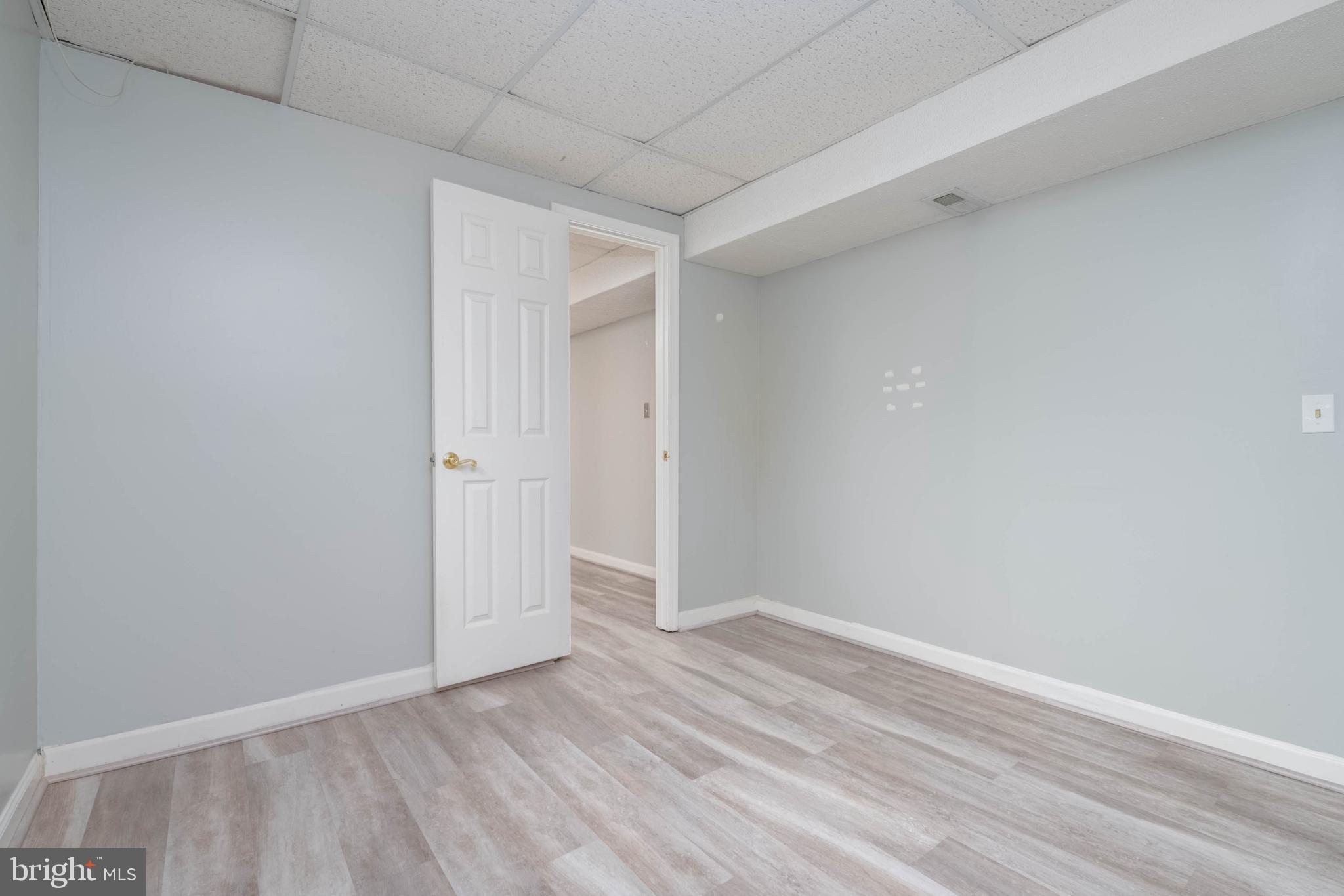 RIVERSIDE - Residential