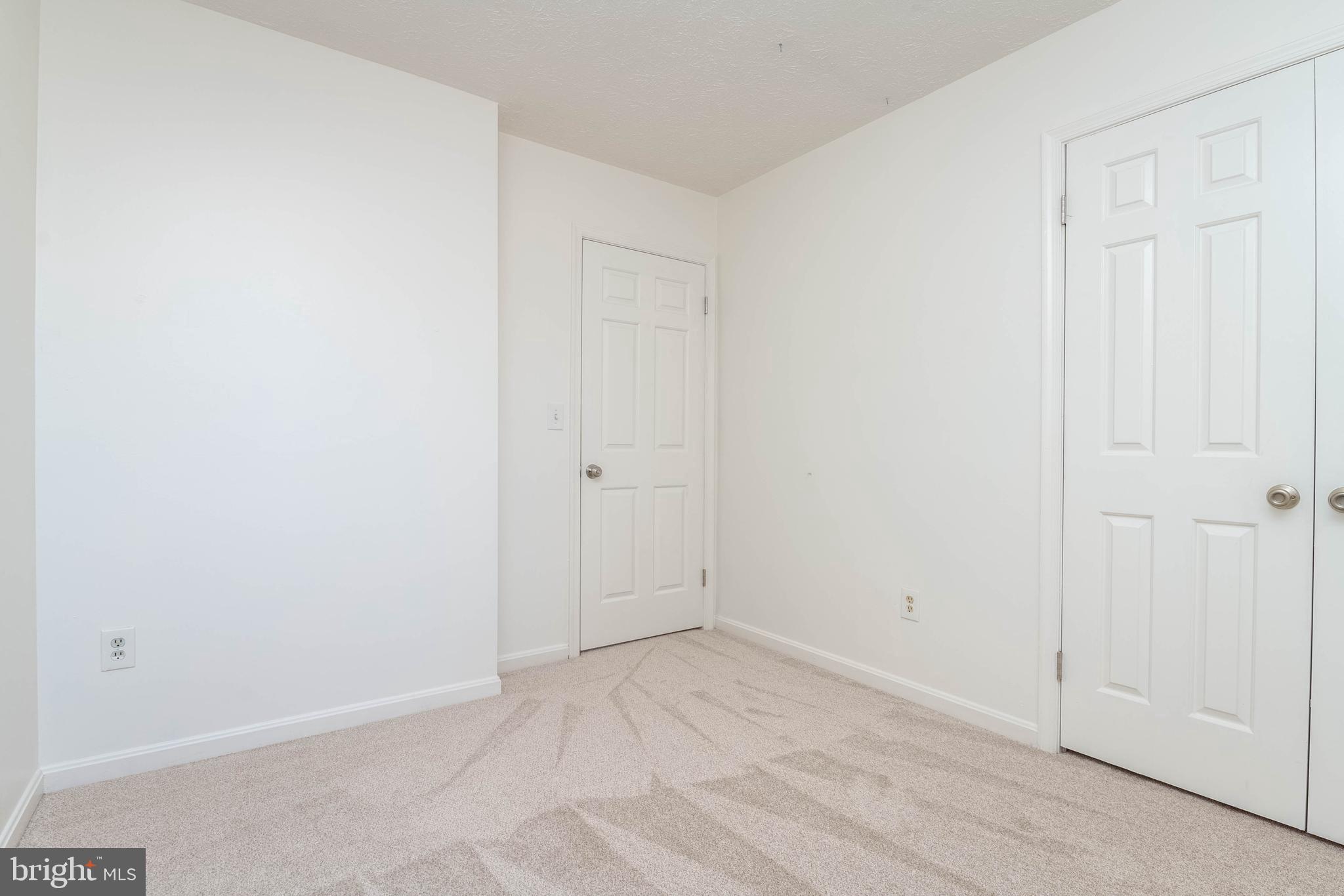 RIVERSIDE - Residential