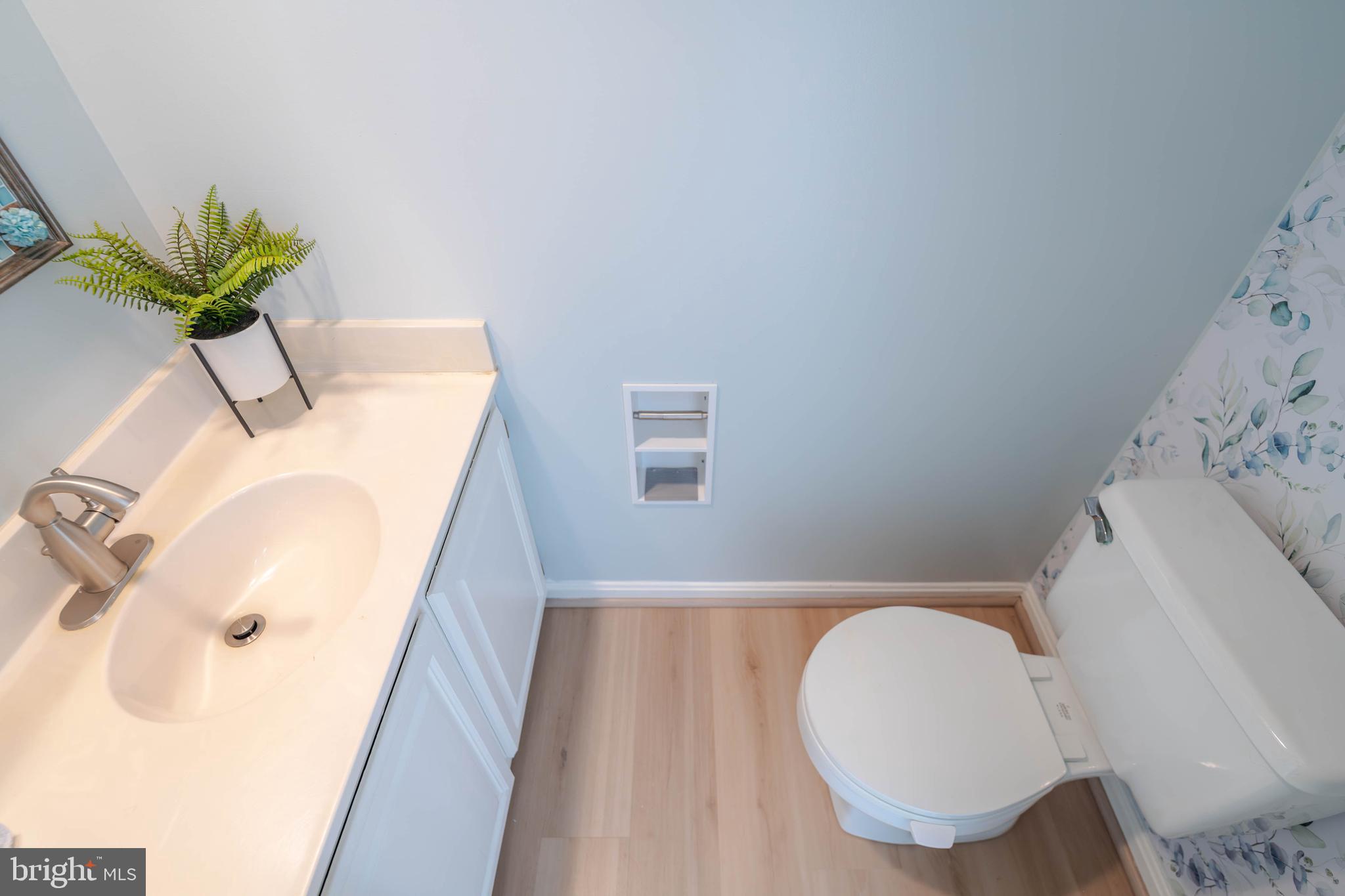 RIVERSIDE - Residential