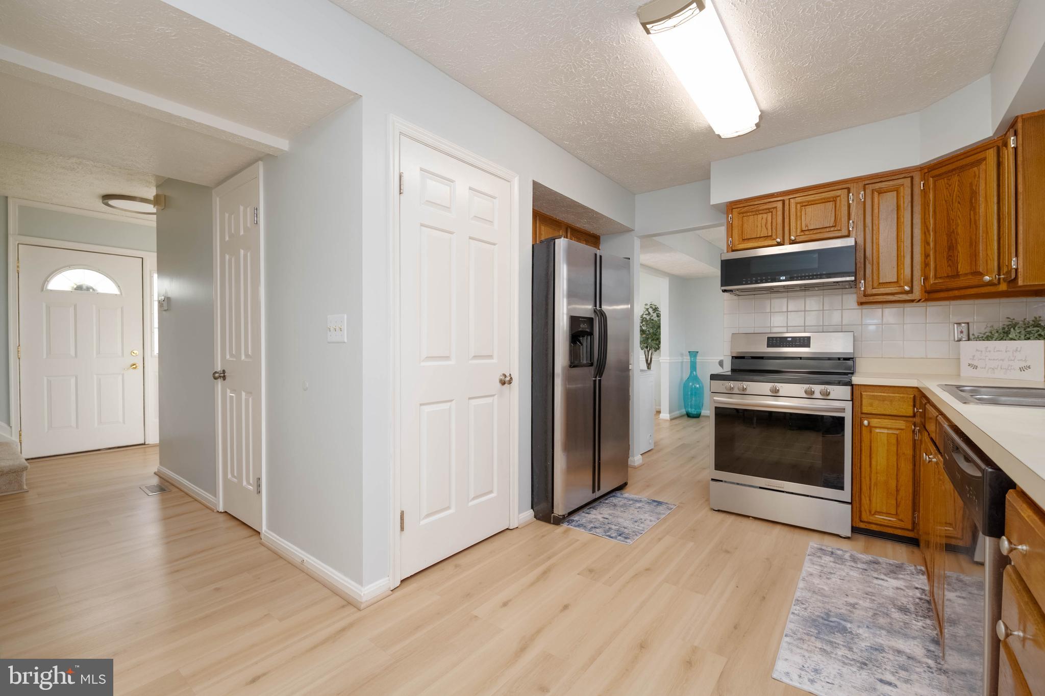 RIVERSIDE - Residential