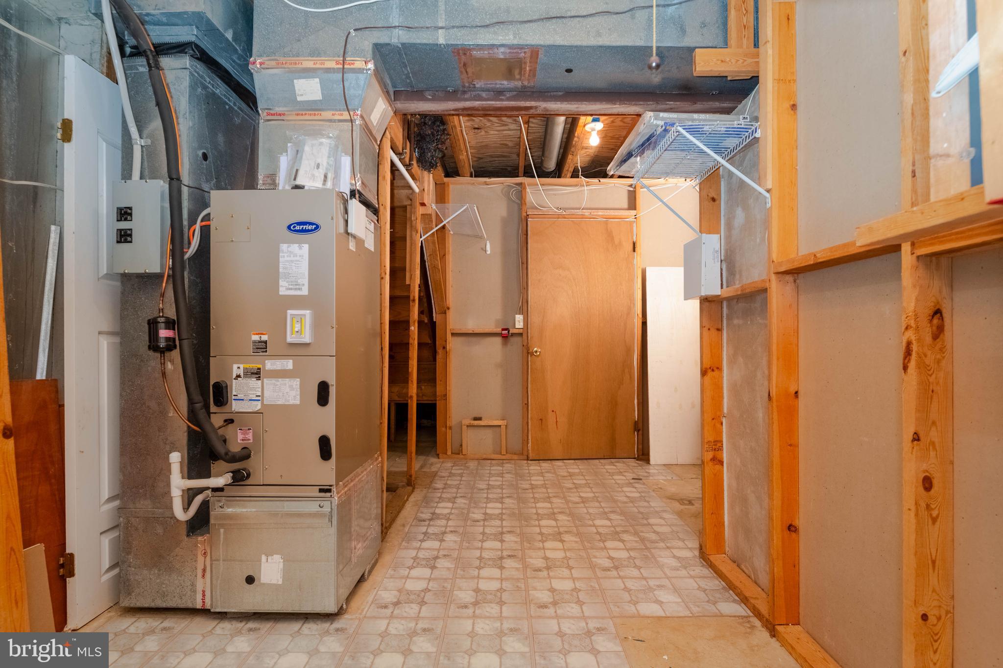 RIVERSIDE - Residential