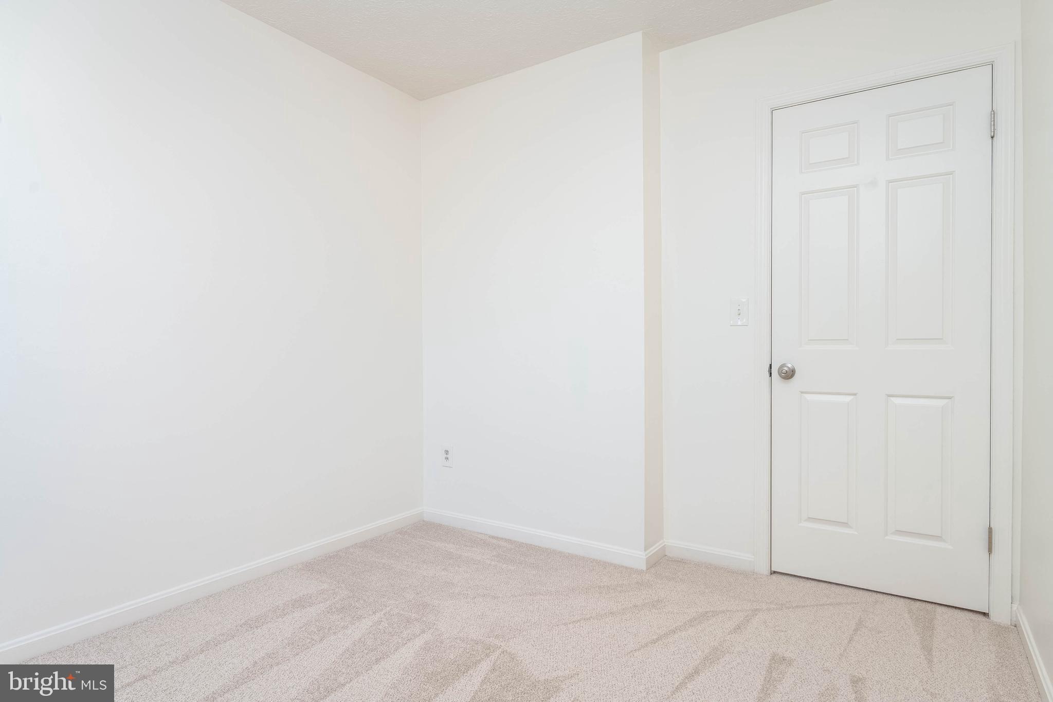 RIVERSIDE - Residential