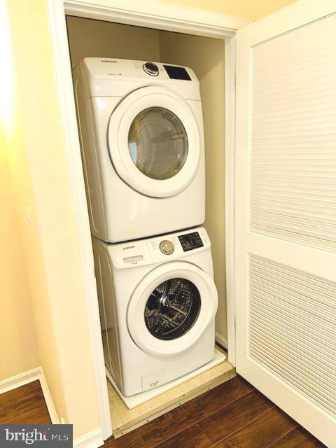 THE VILLAGES OF STEEPLEC - Residential