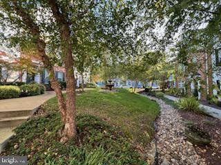 THE VILLAGES OF STEEPLEC - Residential