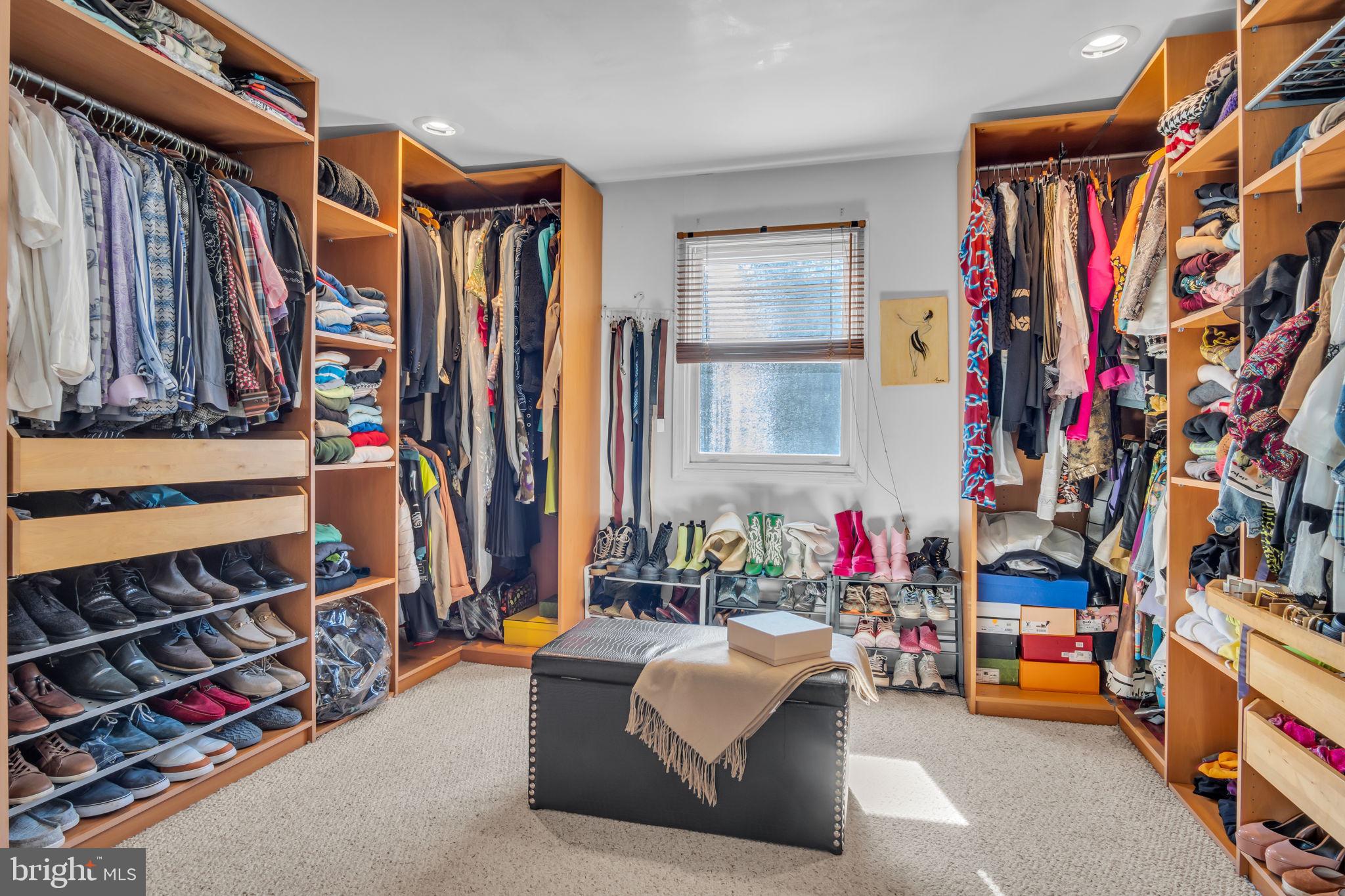 SHOEMAKER VIL - Residential