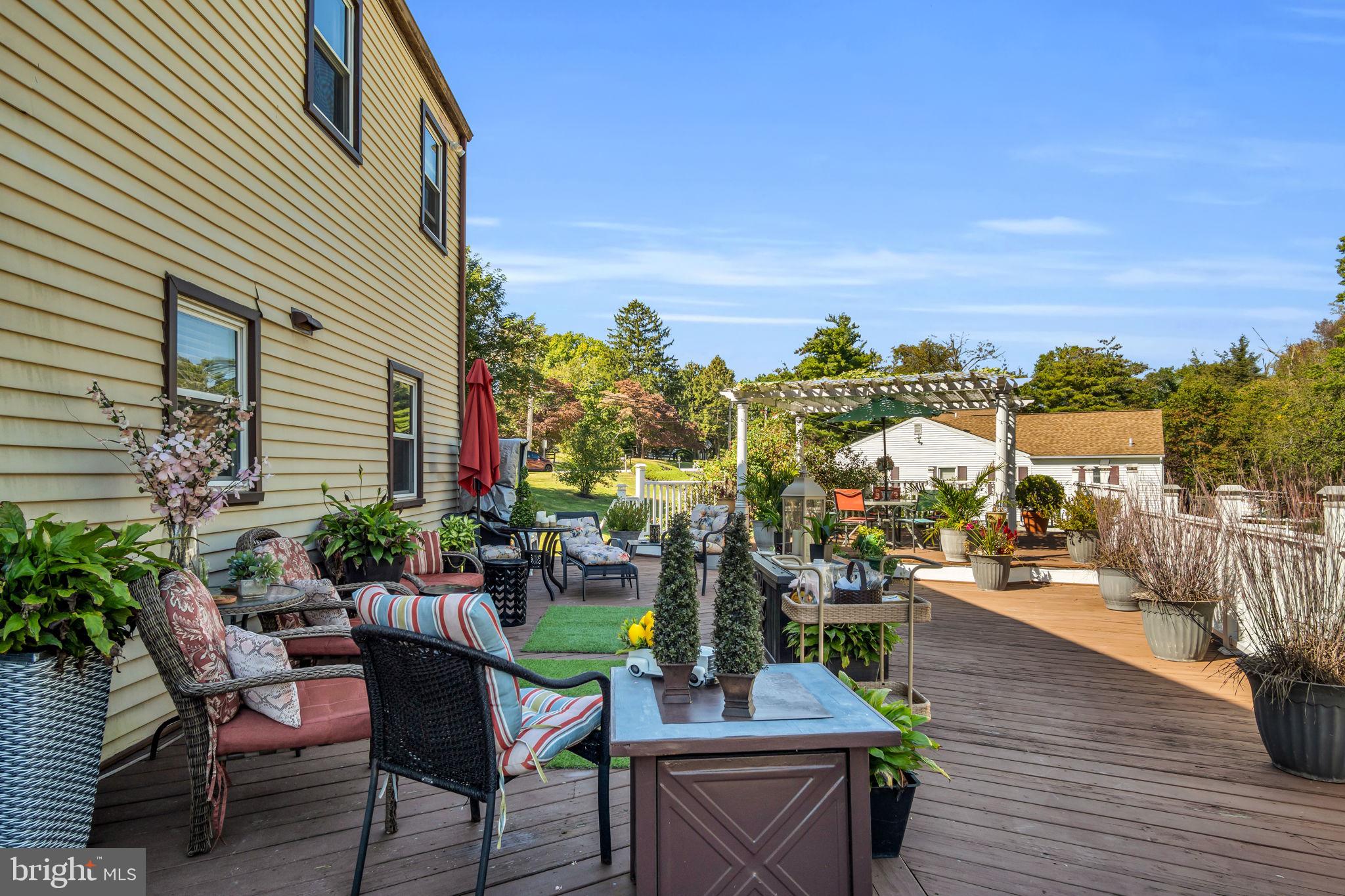 SHOEMAKER VIL - Residential