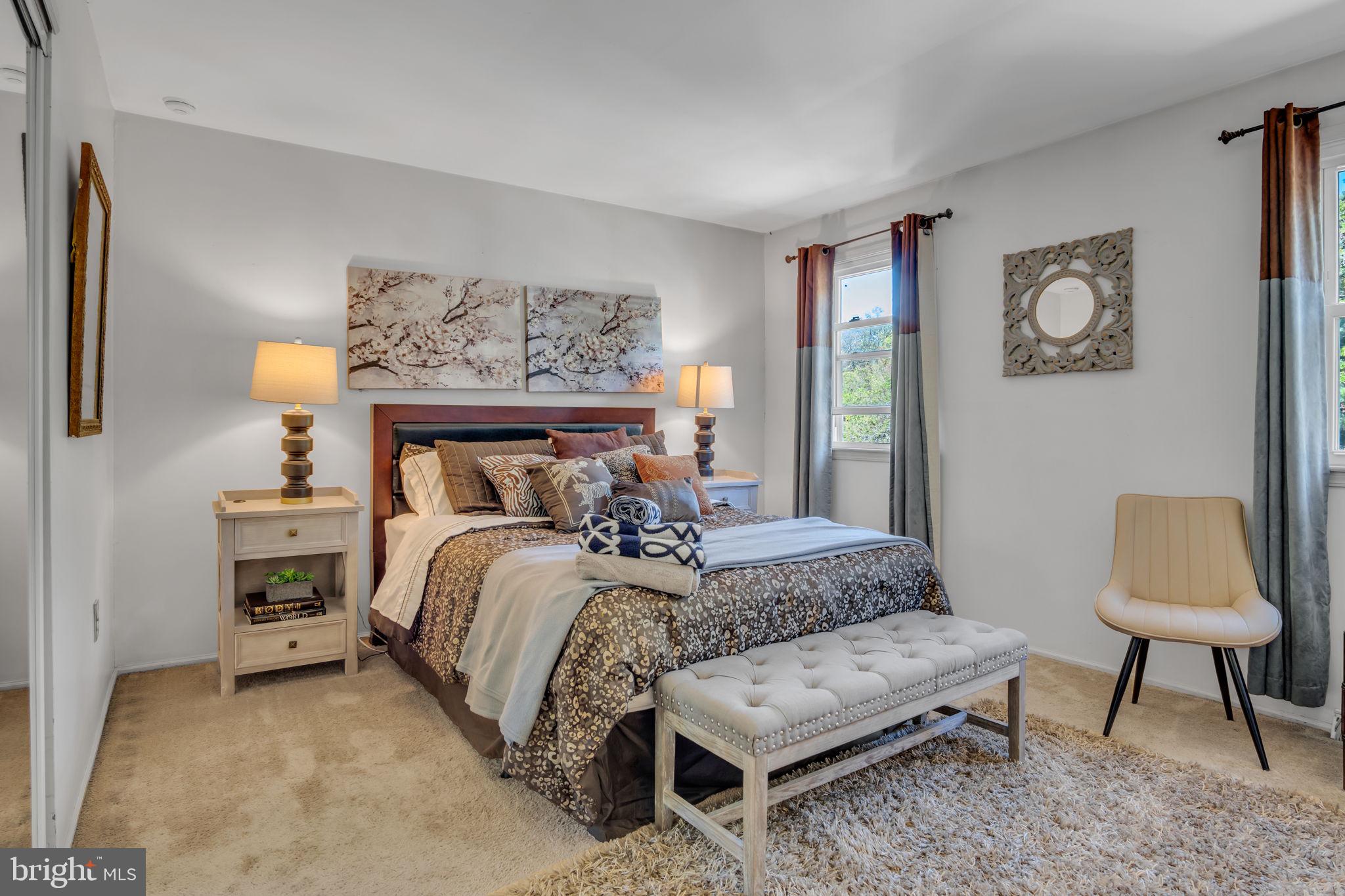 SHOEMAKER VIL - Residential