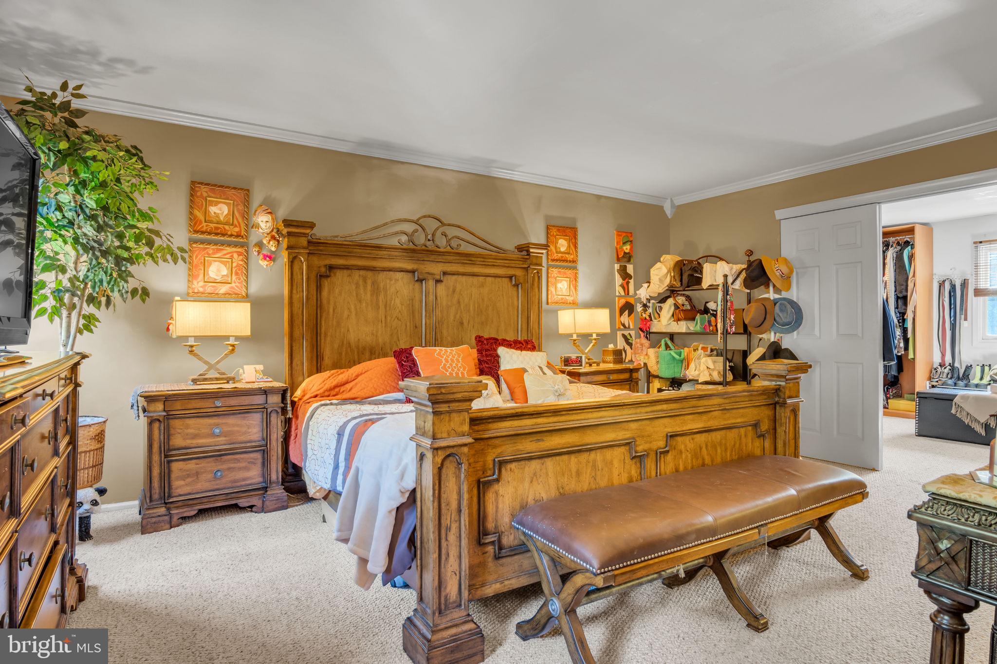 SHOEMAKER VIL - Residential