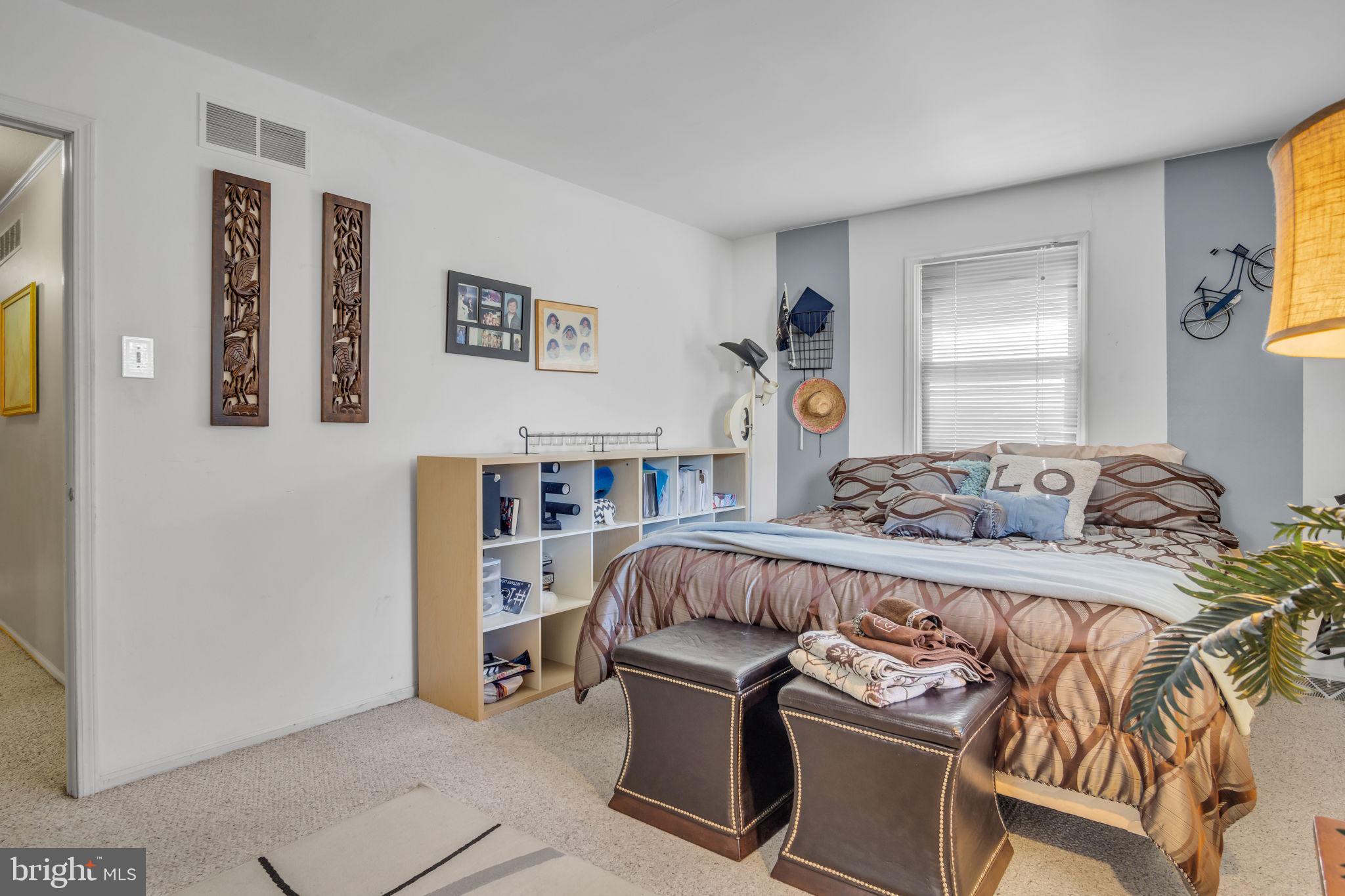 SHOEMAKER VIL - Residential