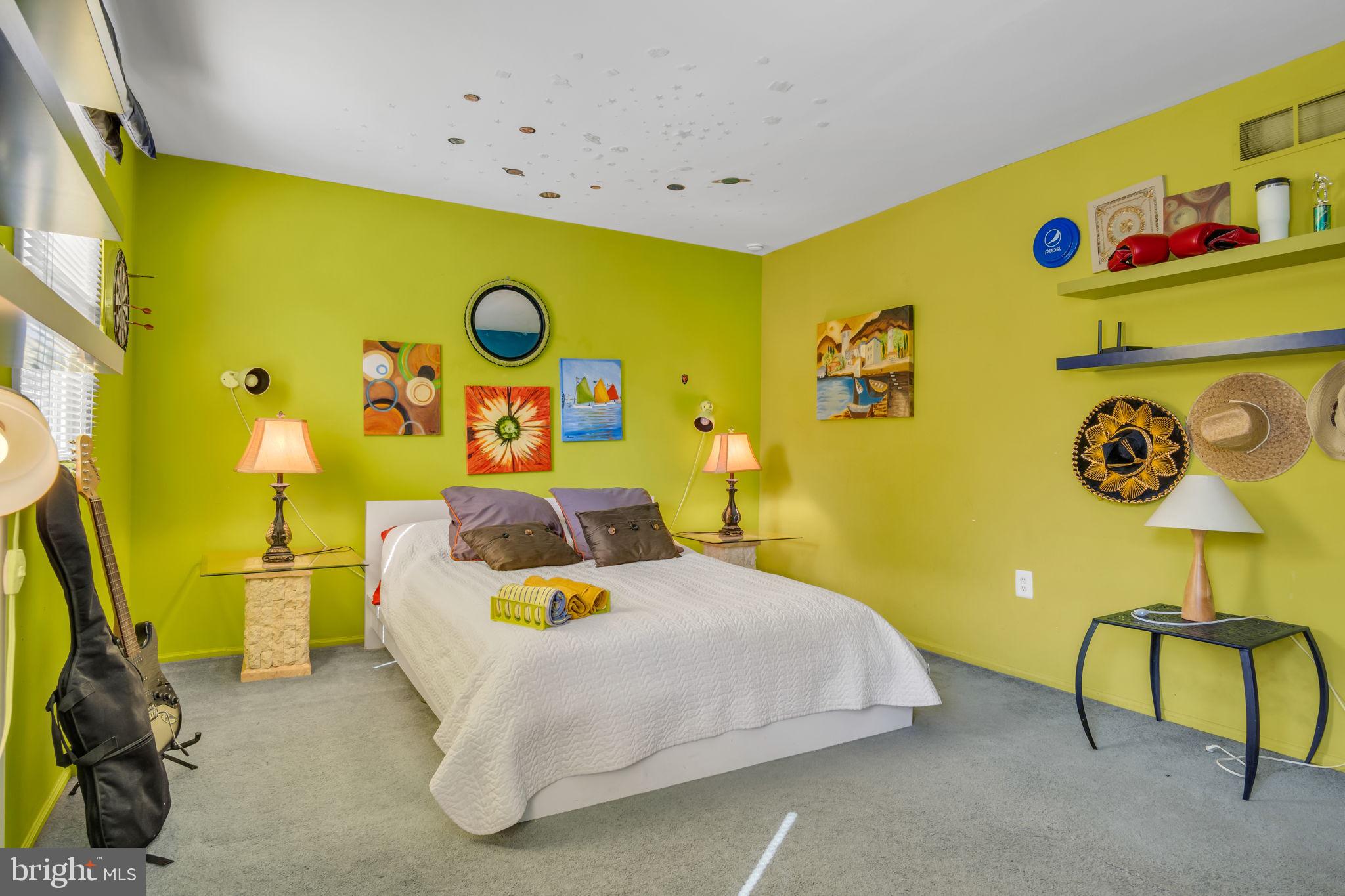 SHOEMAKER VIL - Residential