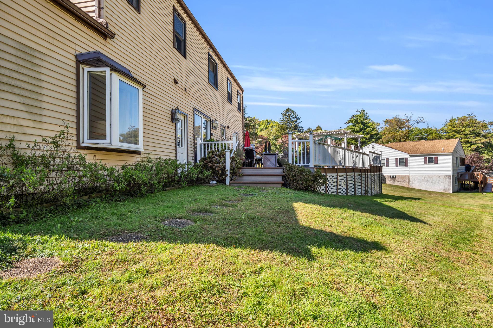 SHOEMAKER VIL - Residential