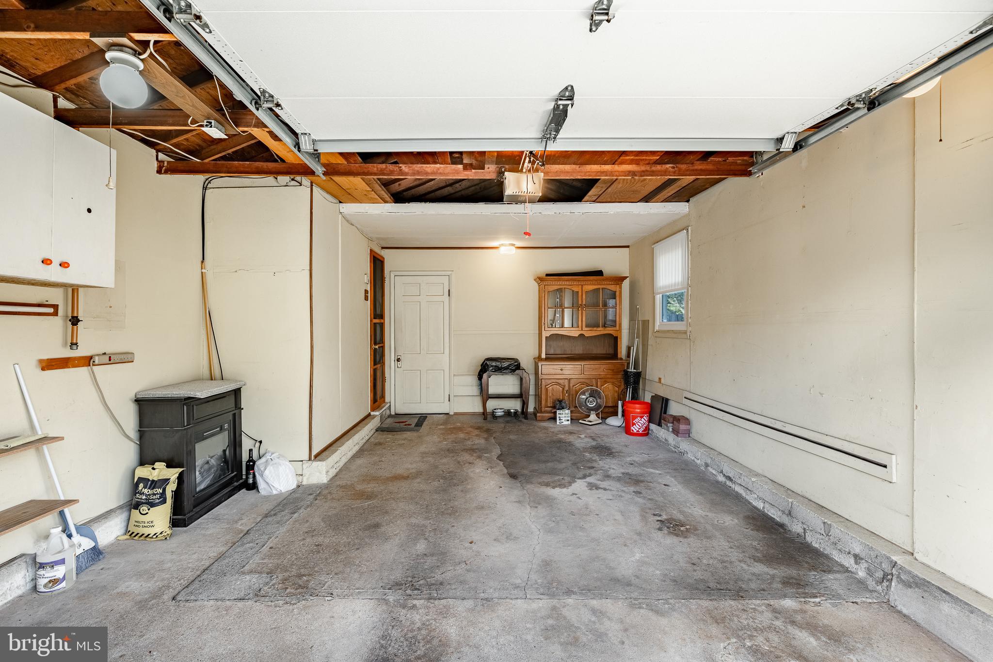 PAOLI GARDENS - Residential