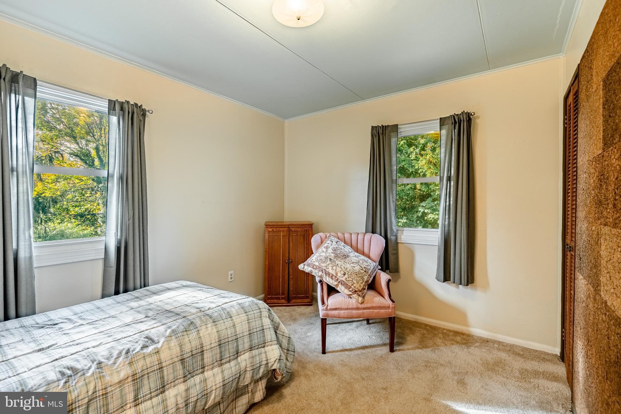 PAOLI GARDENS - Residential