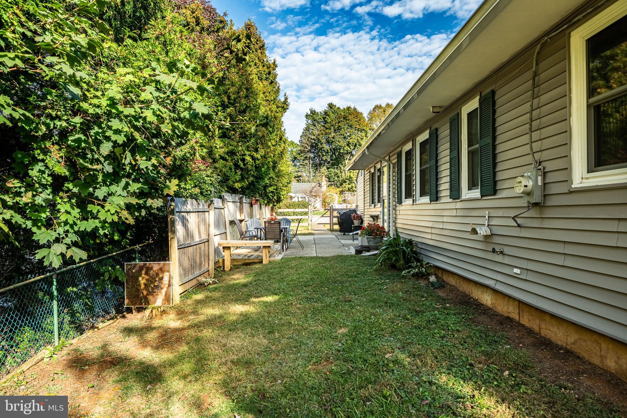 PAOLI GARDENS - Residential