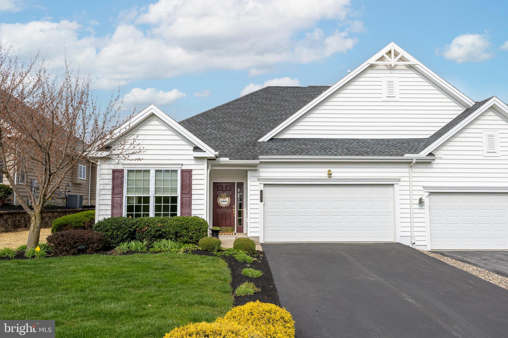 LIBERTY HILL - Residential