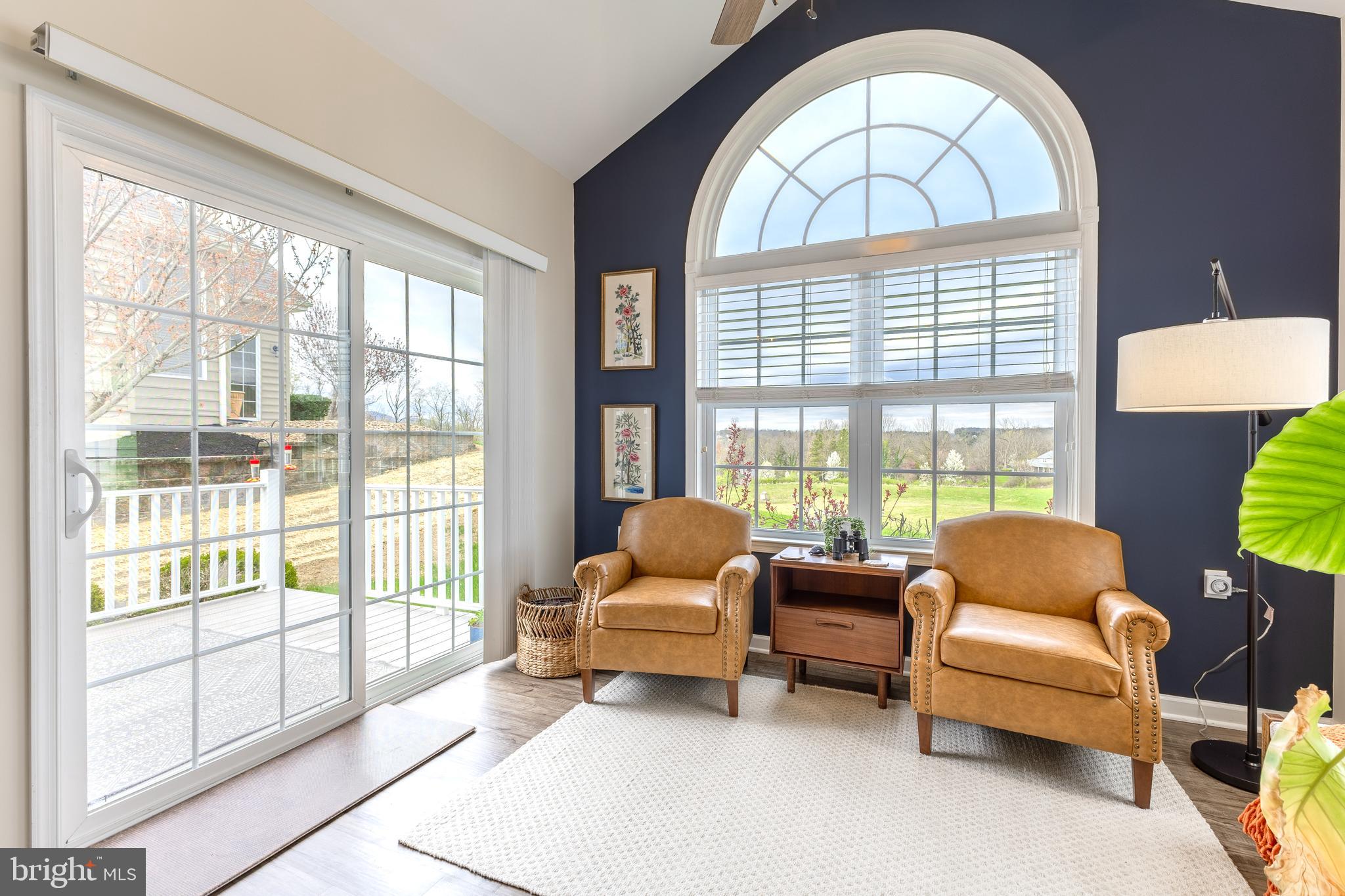 LIBERTY HILL - Residential