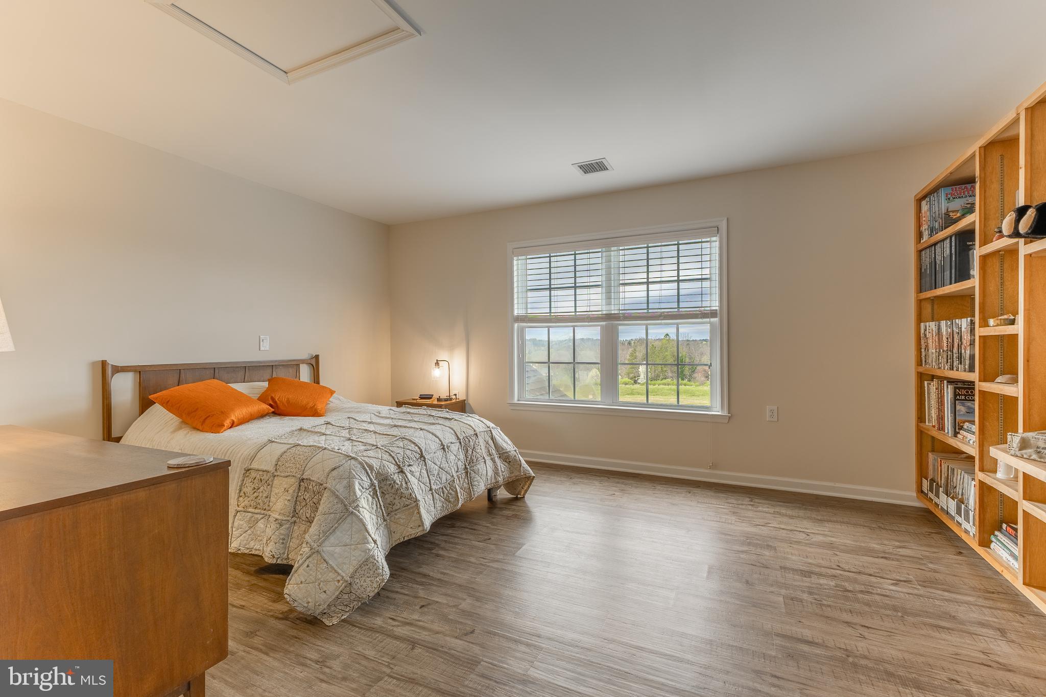 LIBERTY HILL - Residential