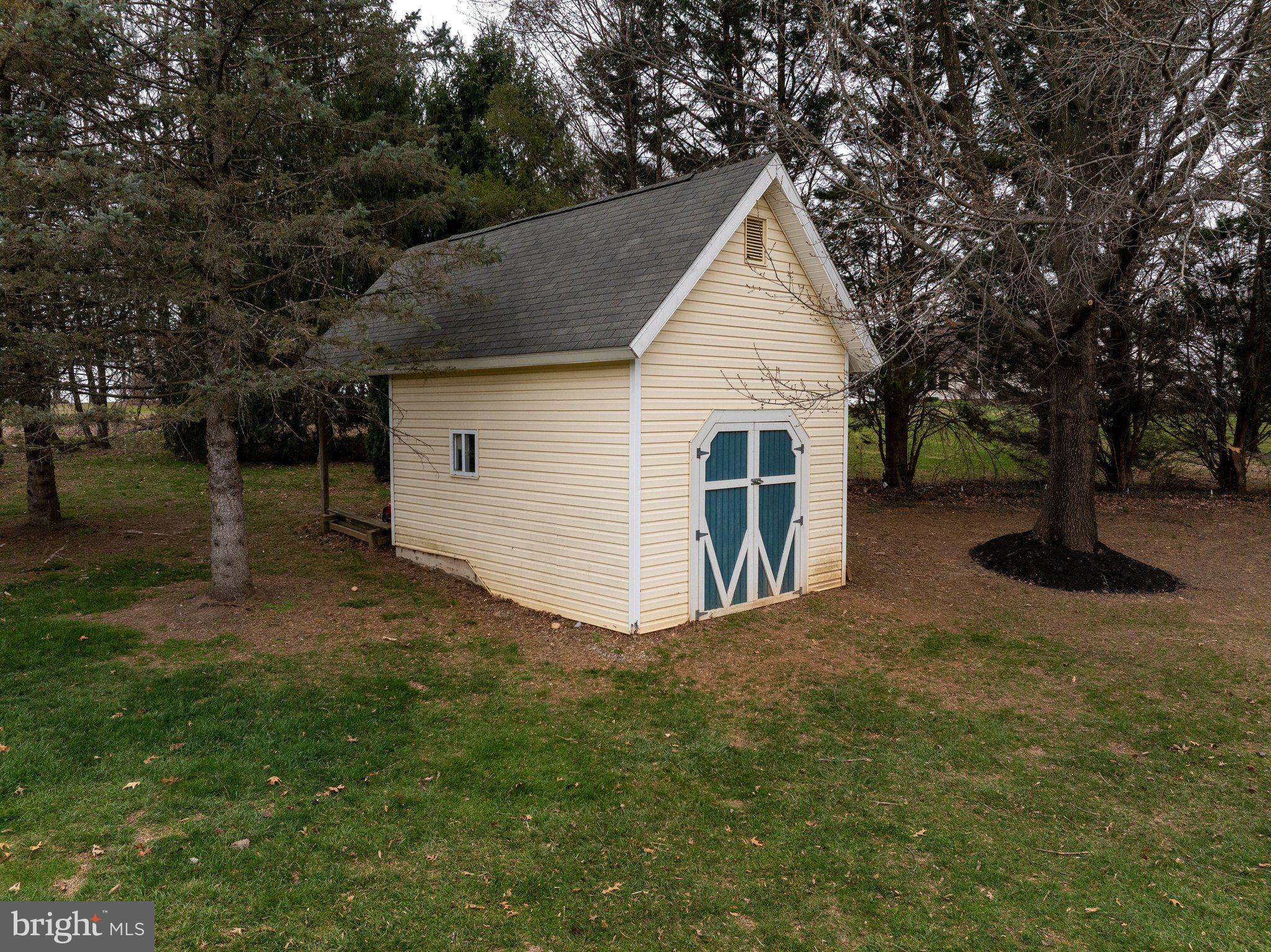 BARNESVILLE OUTSIDE - Residential