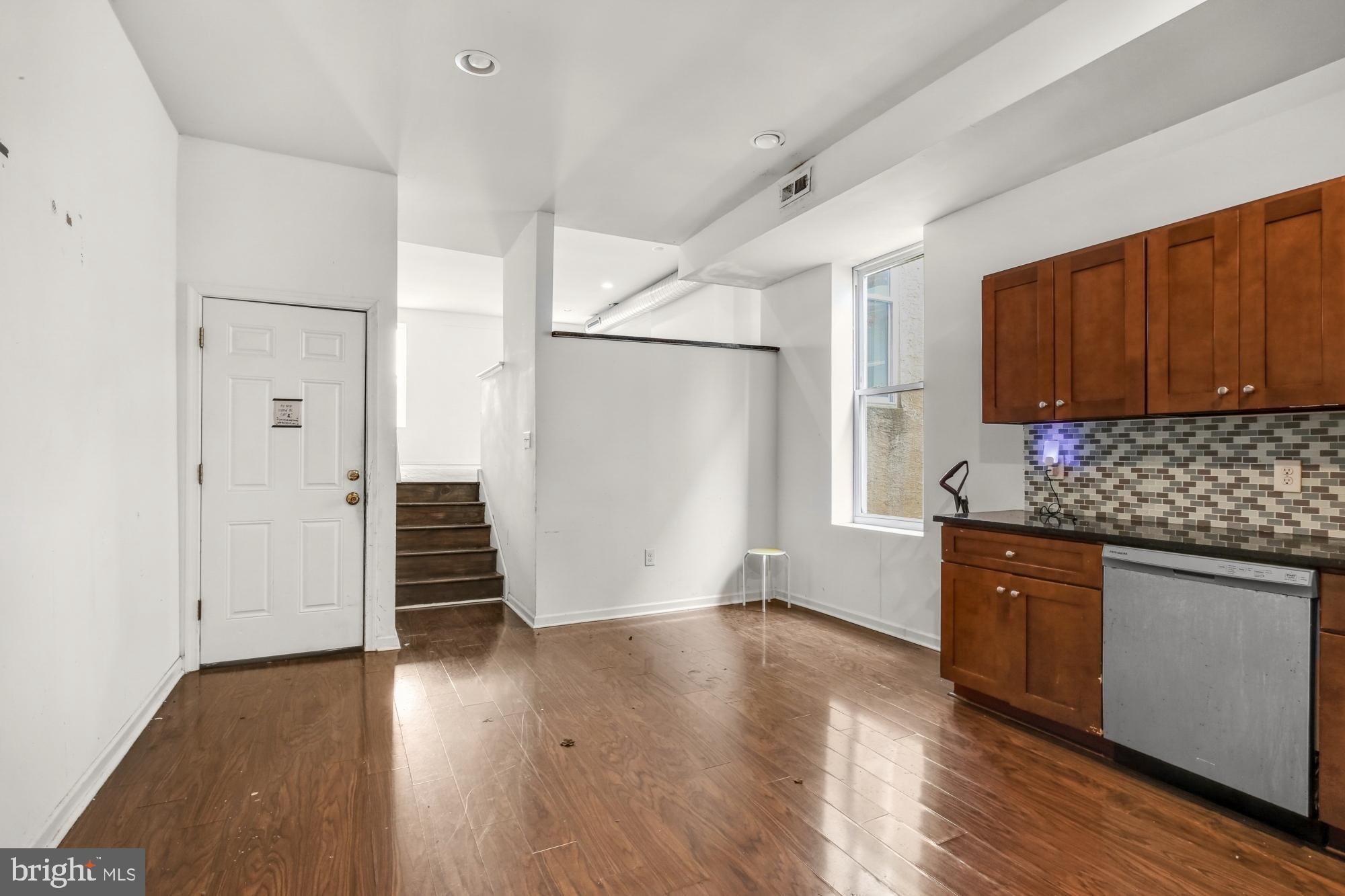 FRANCISVILLE - Residential Lease