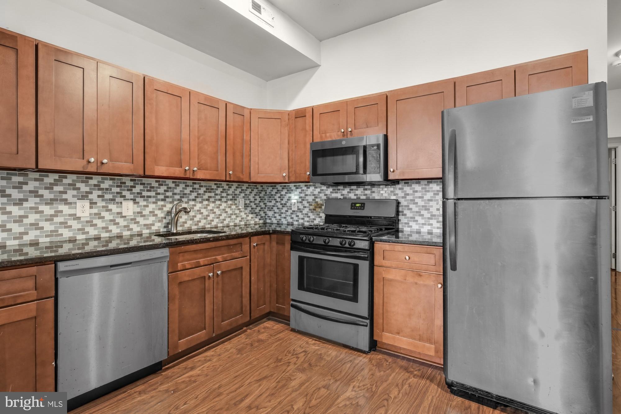 FRANCISVILLE - Residential Lease