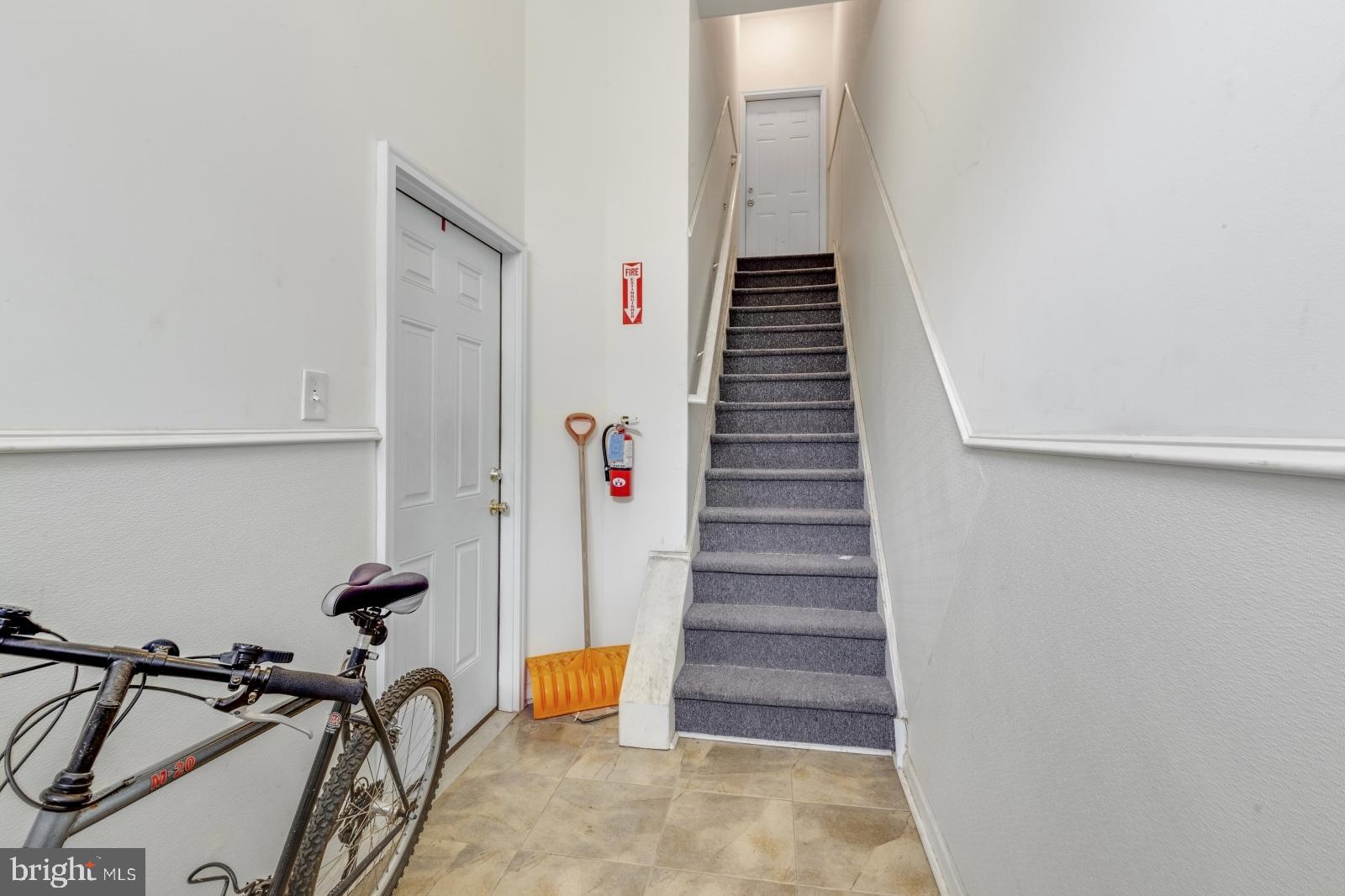 FRANCISVILLE - Residential Lease