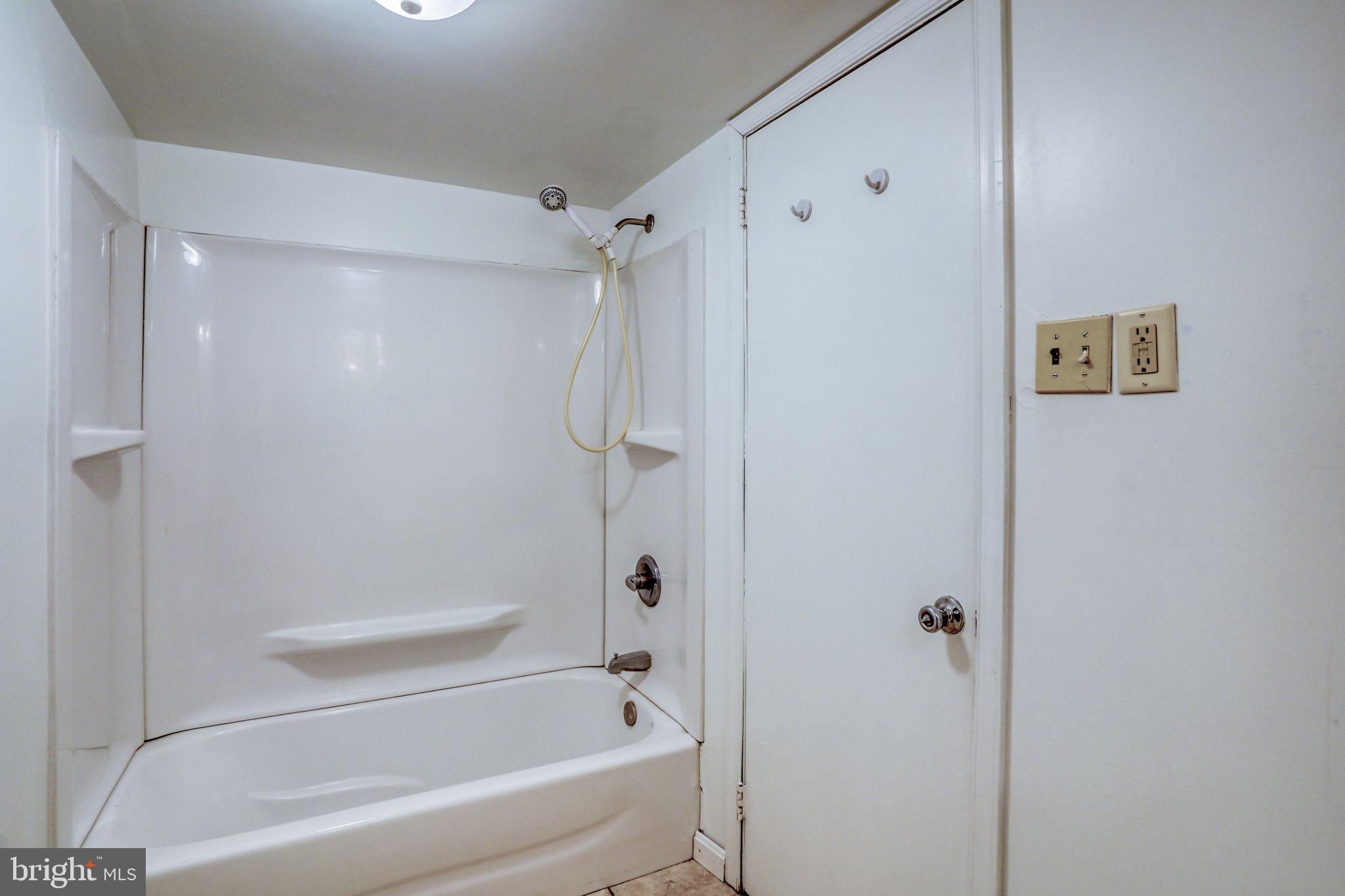 BRANDYWINE CT - Residential