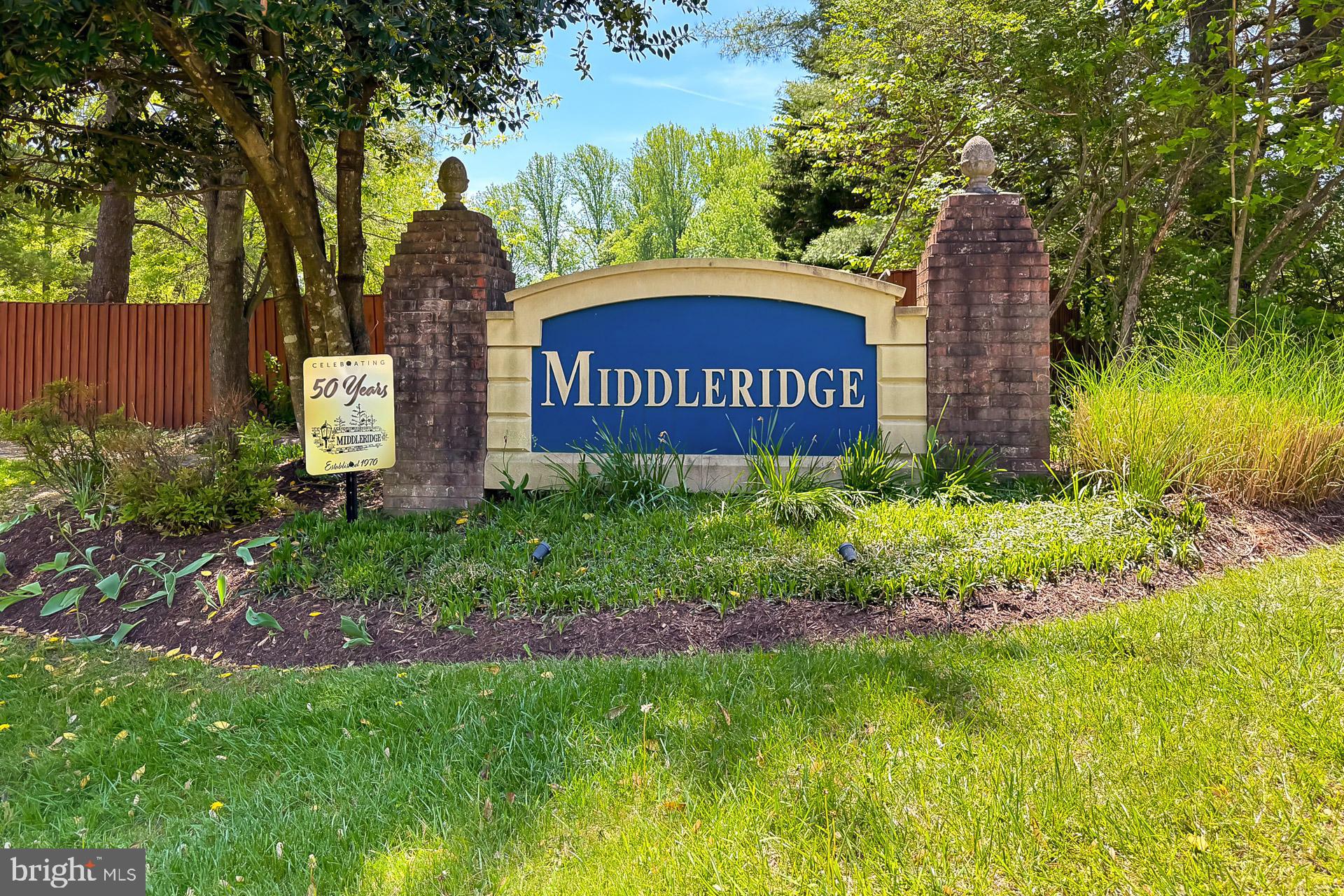MIDDLERIDGE - Residential