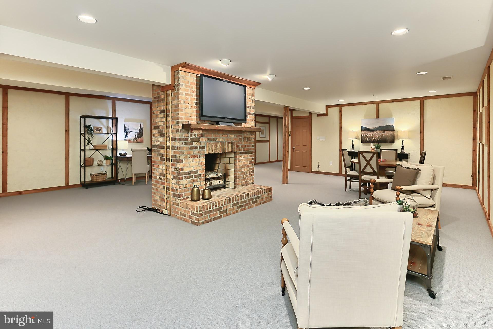 MIDDLERIDGE - Residential