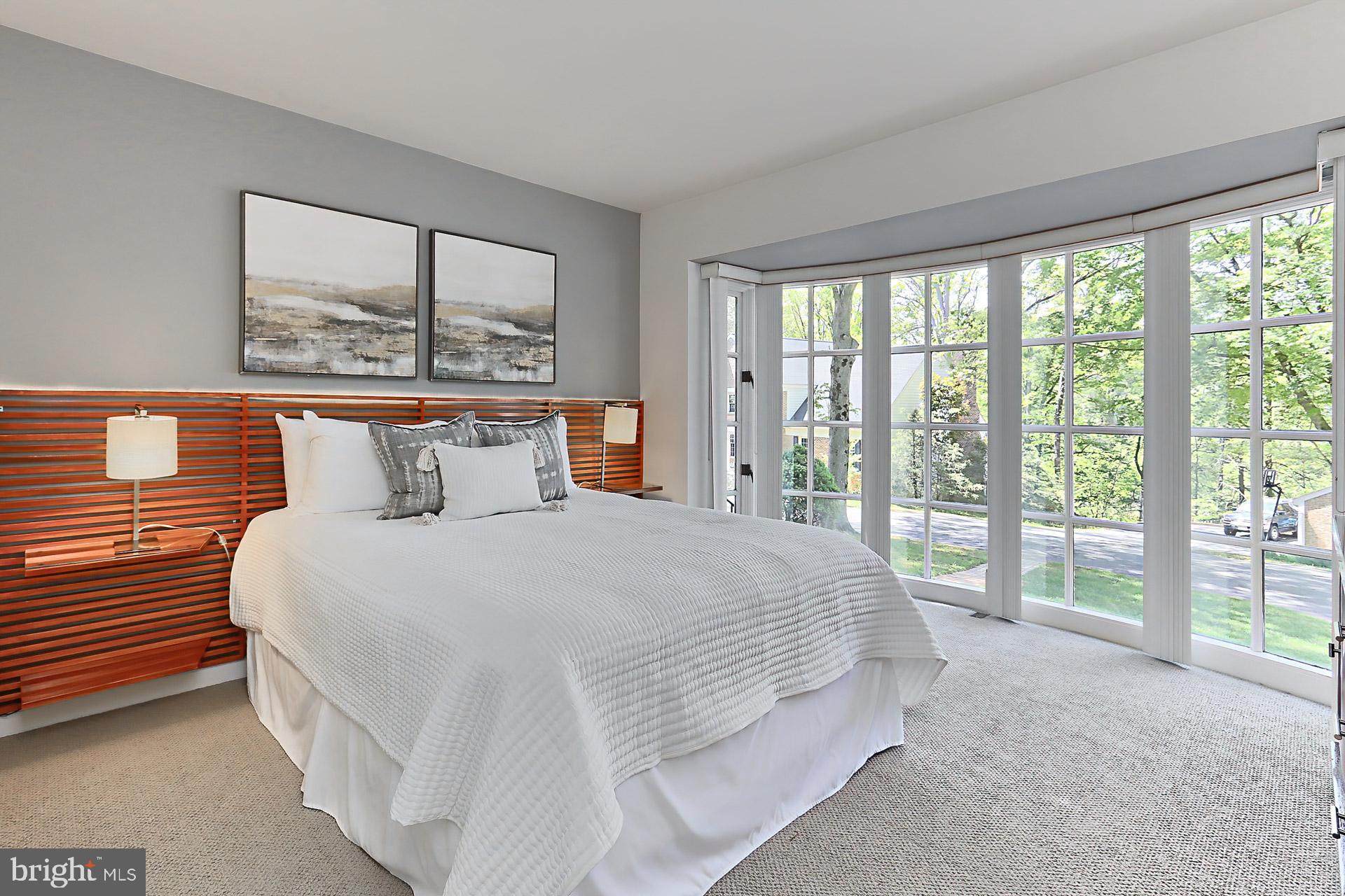 MIDDLERIDGE - Residential