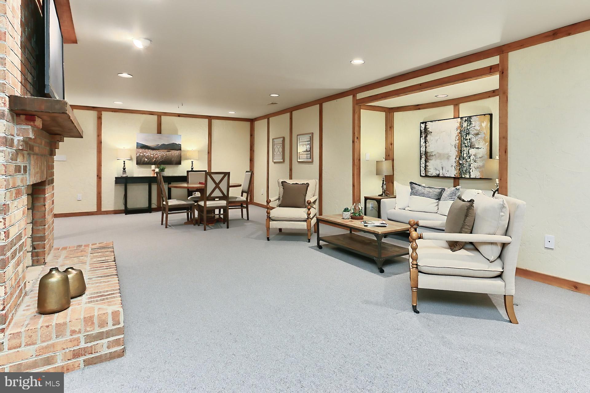 MIDDLERIDGE - Residential