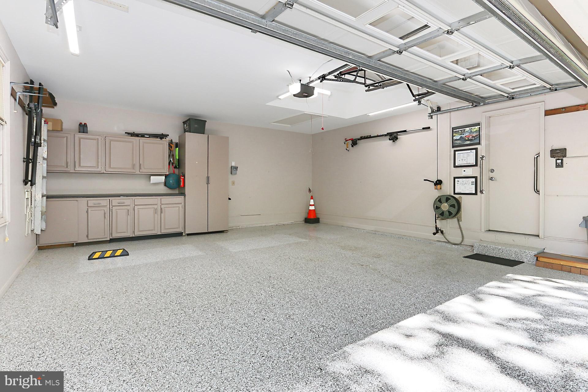 MIDDLERIDGE - Residential