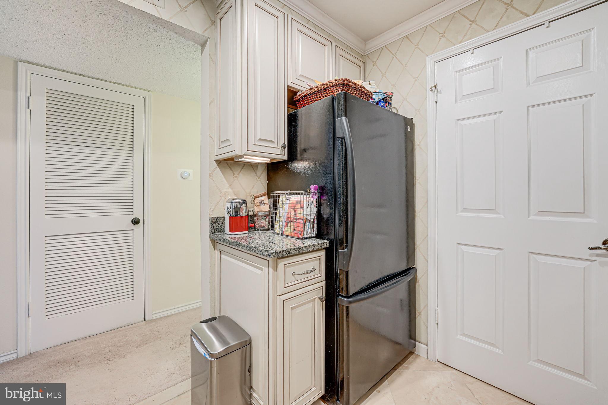 FOUNTAINS AT MCLEAN - Residential