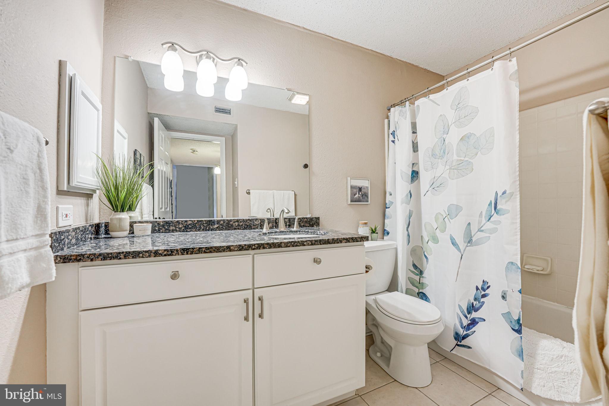 FOUNTAINS AT MCLEAN - Residential