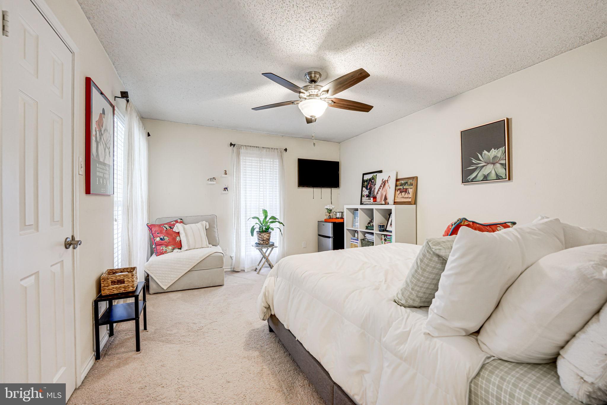 FOUNTAINS AT MCLEAN - Residential