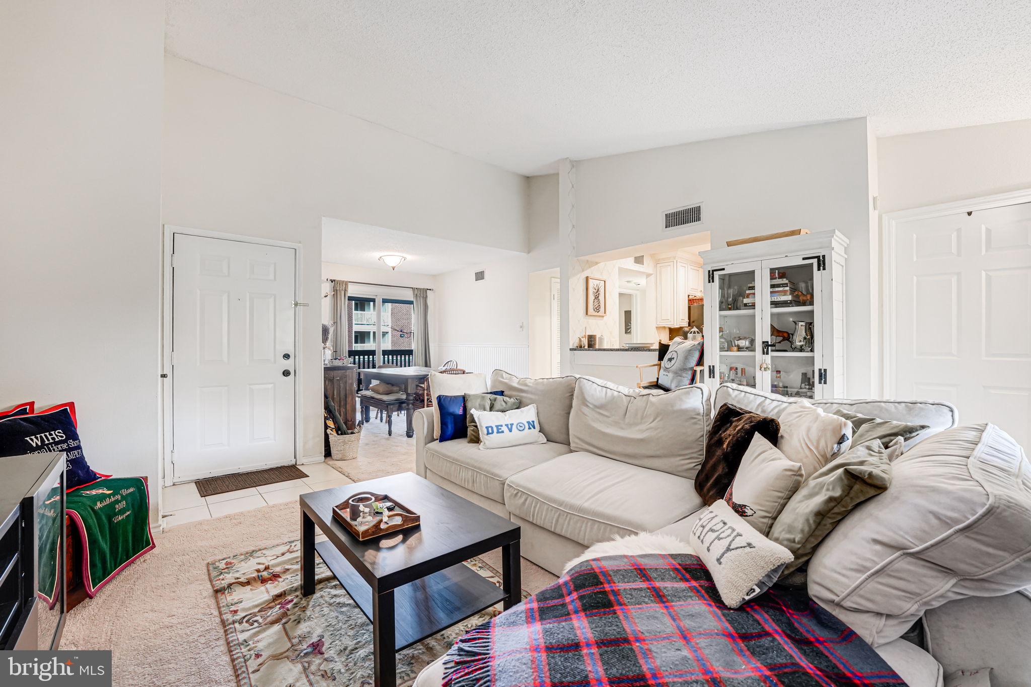 1507 LINCOLN WAY 301B