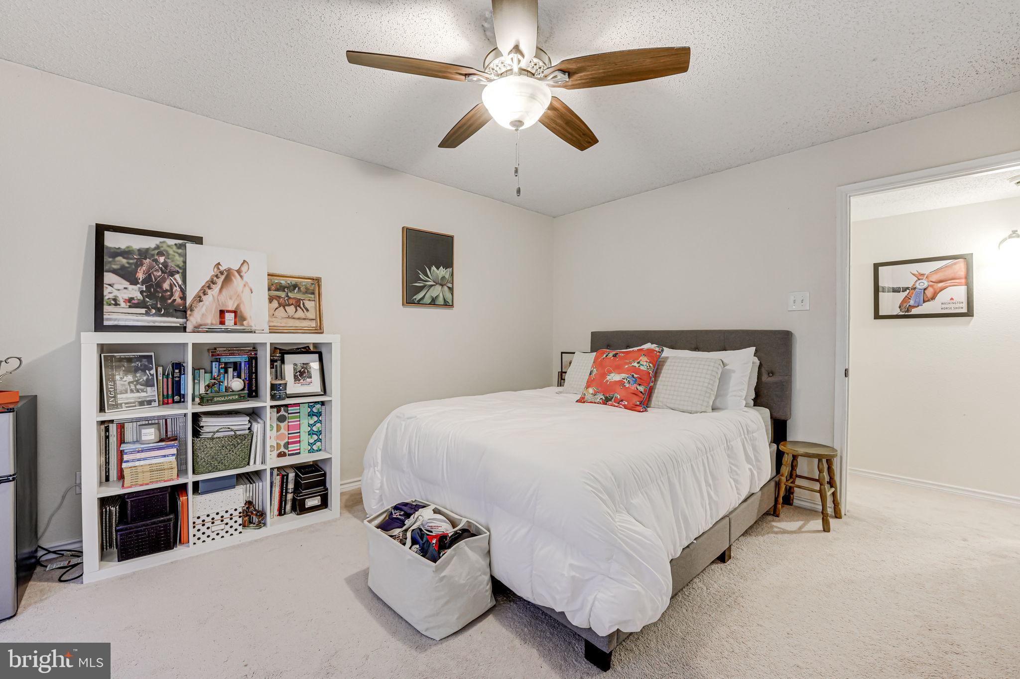 FOUNTAINS AT MCLEAN - Residential