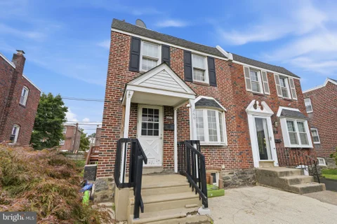 MLS: PADE2123086