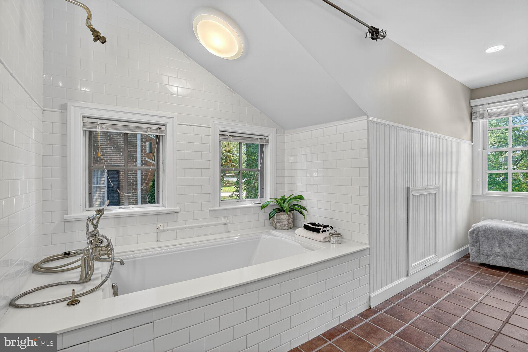 FOX HILLS WEST - Residential