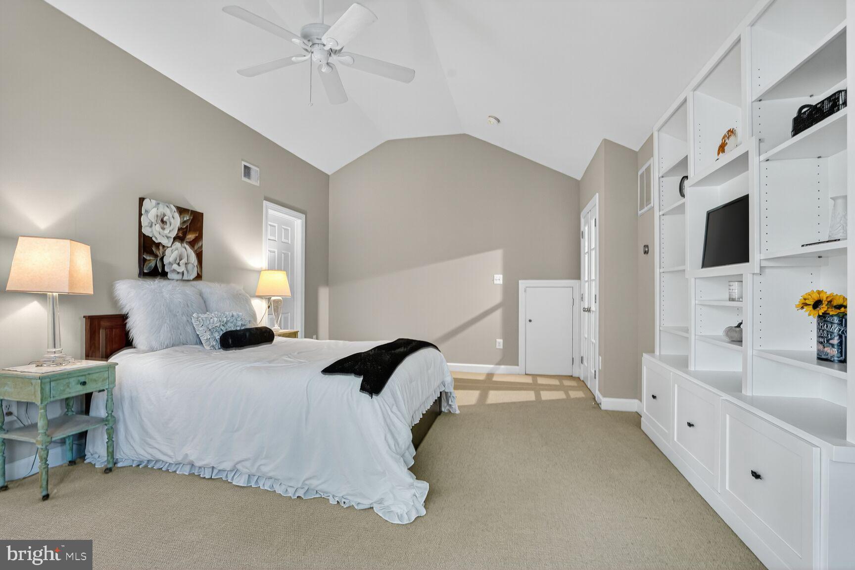 FOX HILLS WEST - Residential