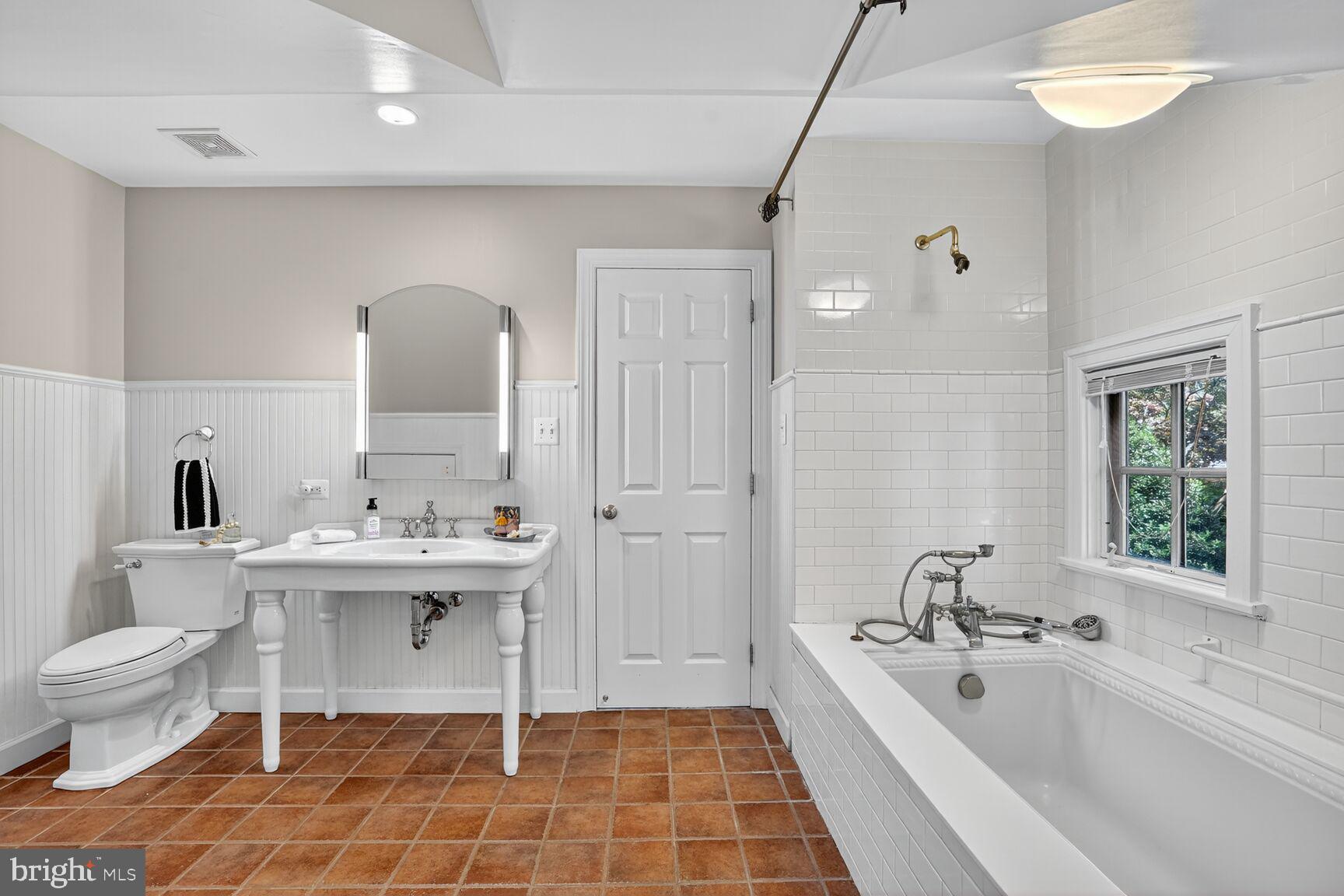 FOX HILLS WEST - Residential