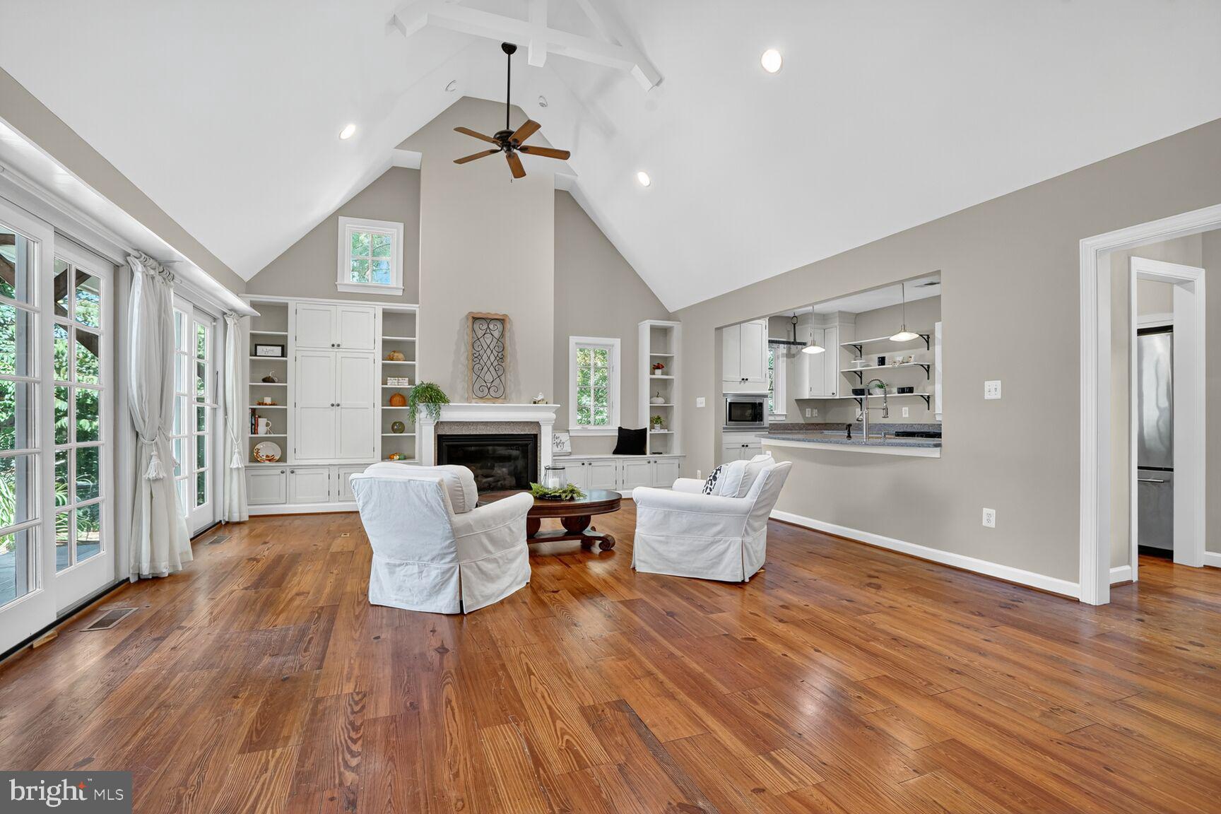 FOX HILLS WEST - Residential