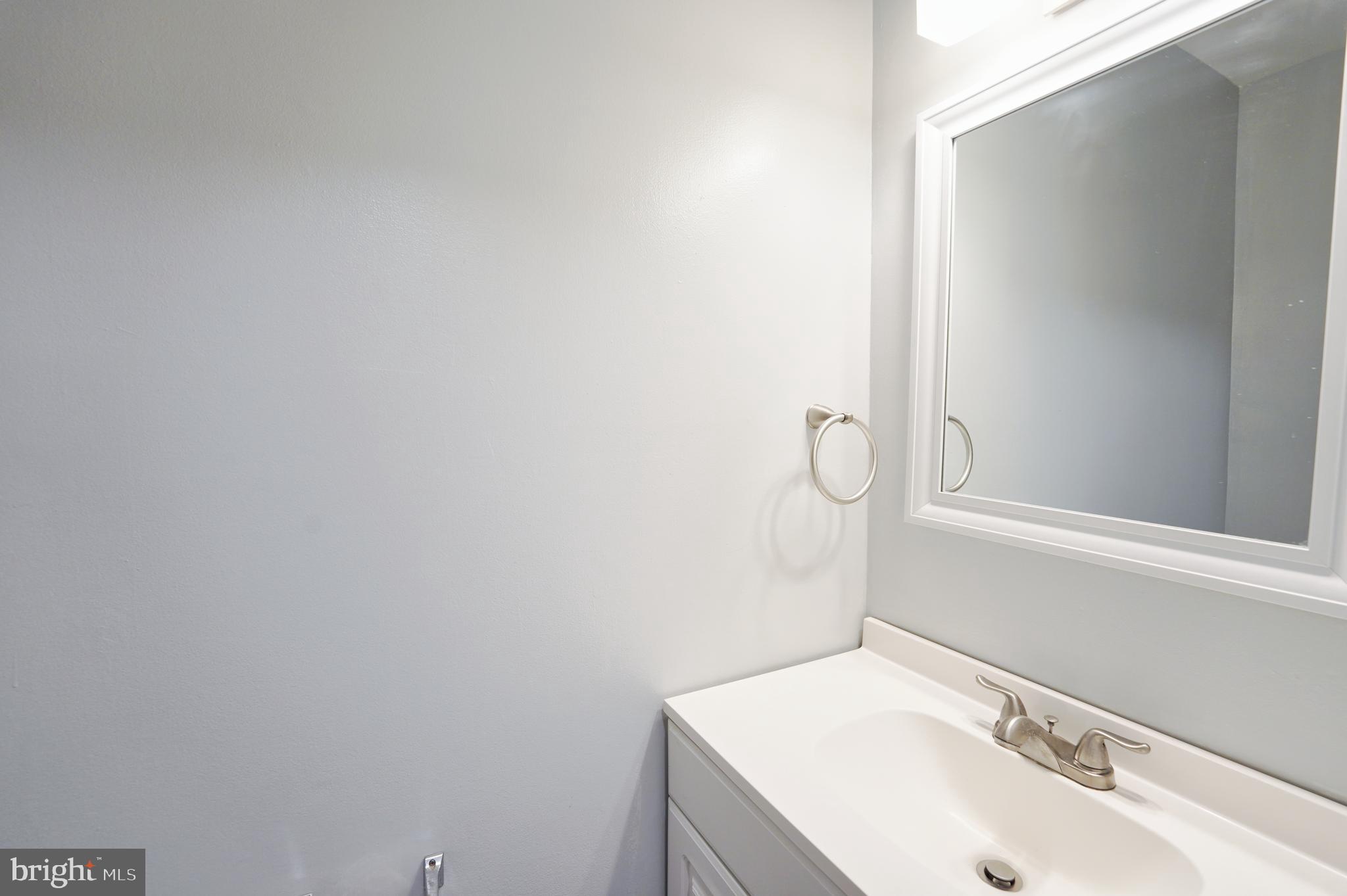 HOBBITS GLEN - Residential