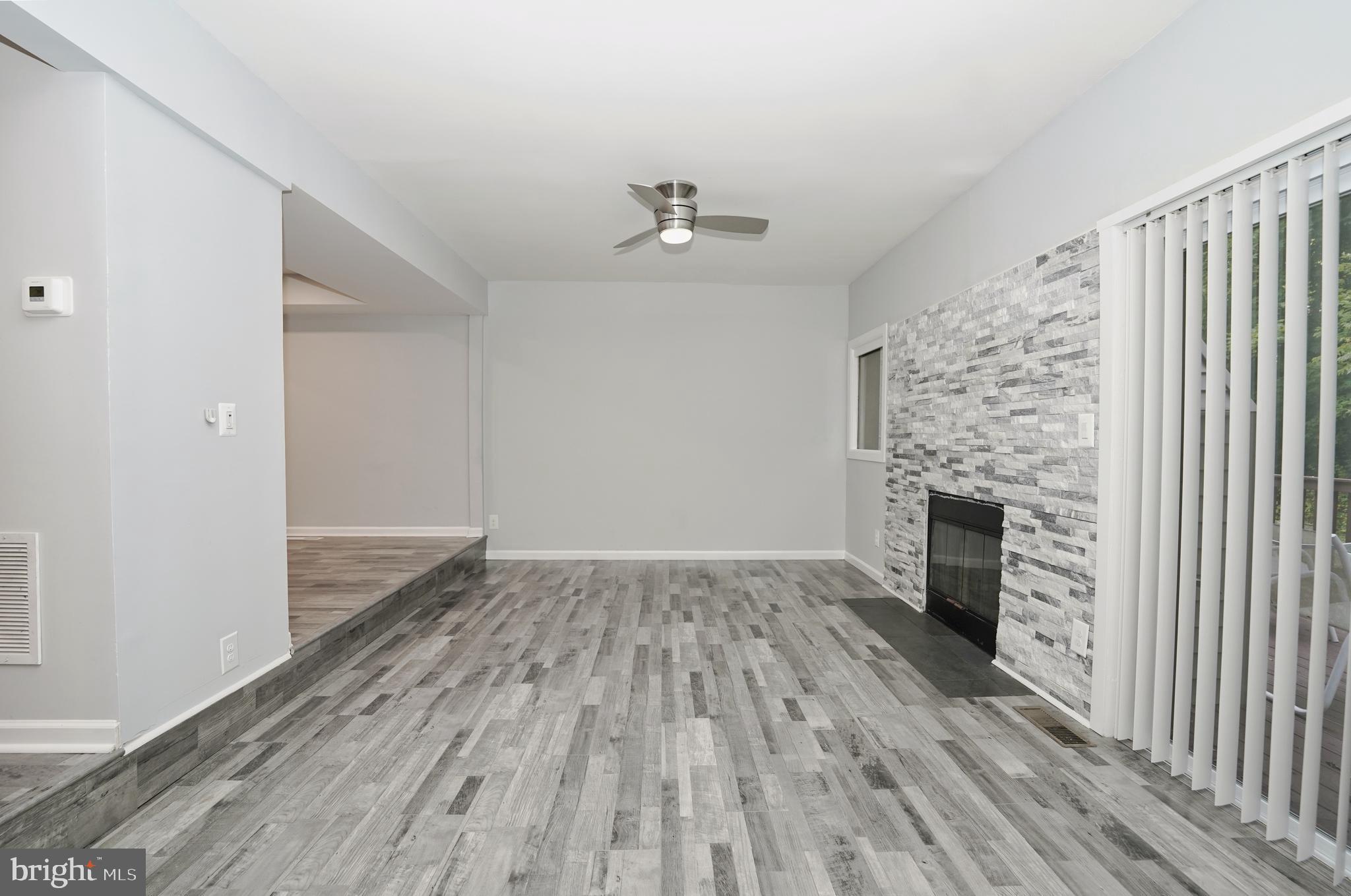 HOBBITS GLEN - Residential