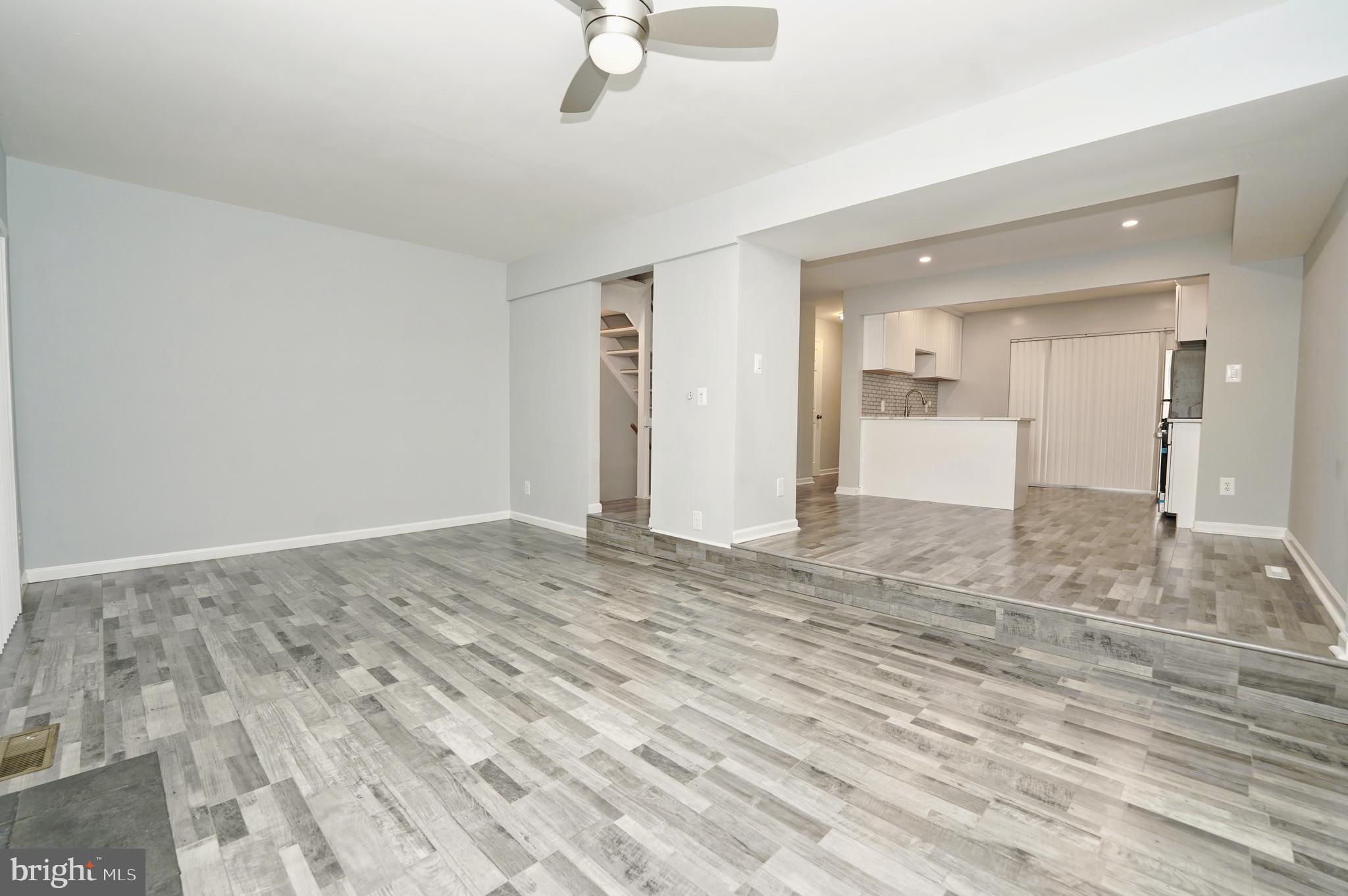 HOBBITS GLEN - Residential