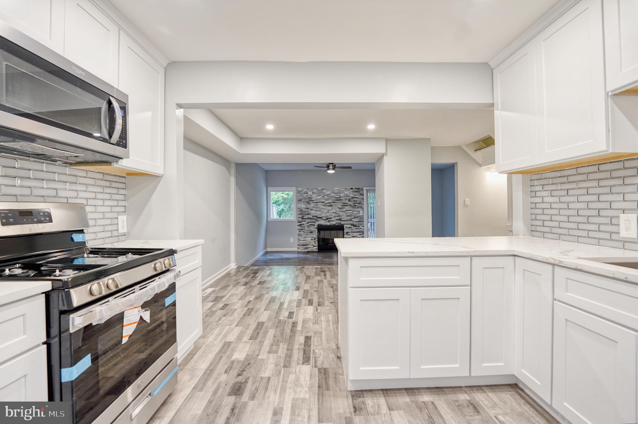 HOBBITS GLEN - Residential