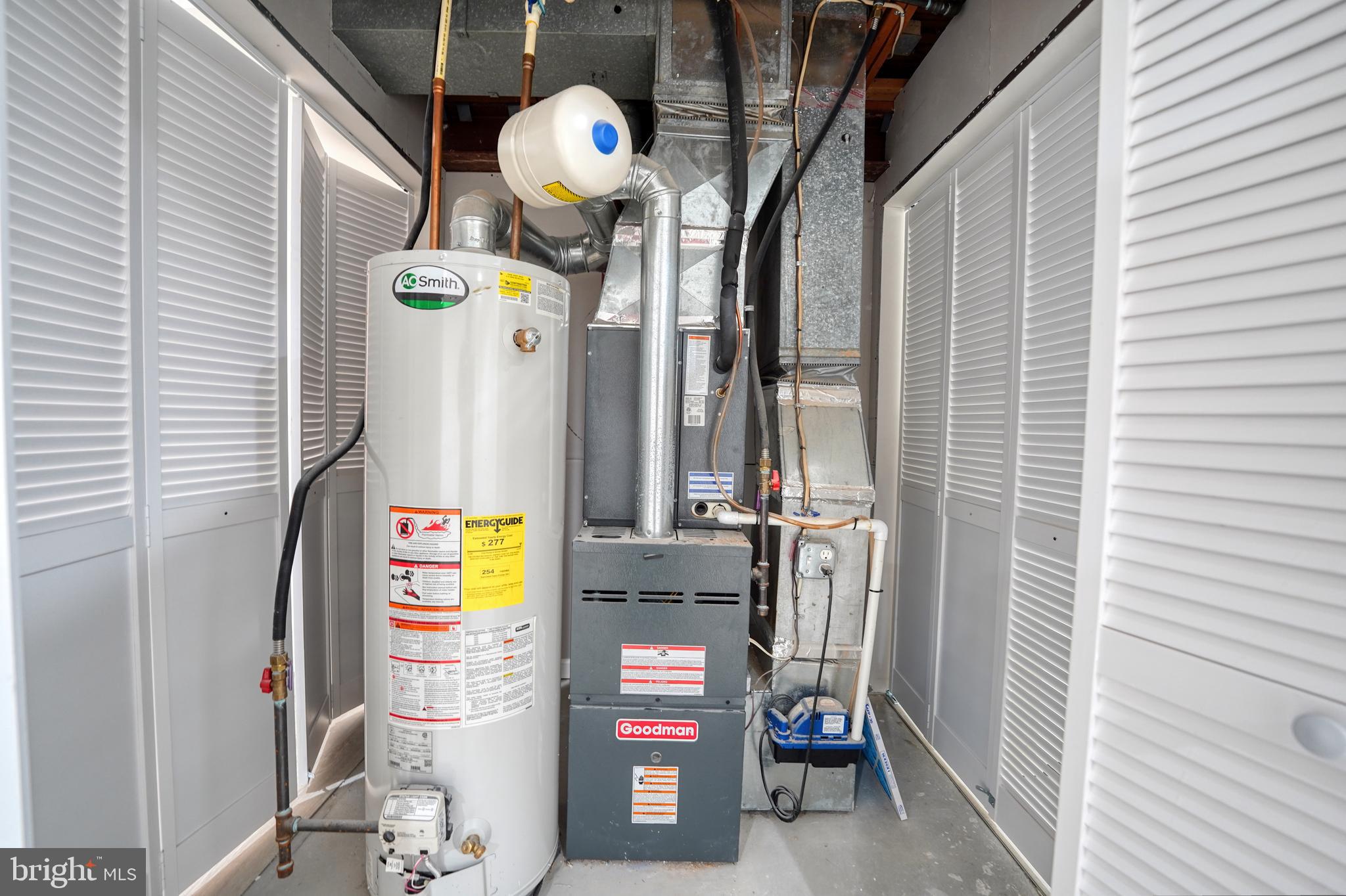 HOBBITS GLEN - Residential