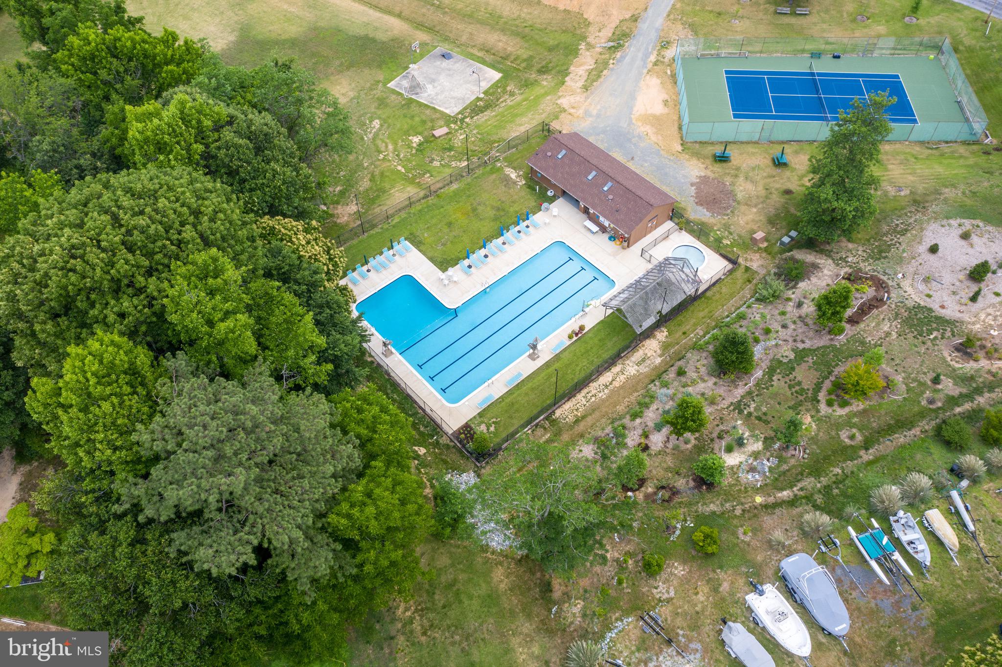 SCIENTISTS CLIFFS - Residential